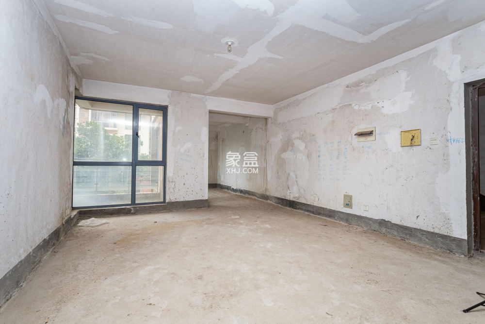 南山苏迪亚诺  4室2厅2卫    105.0万