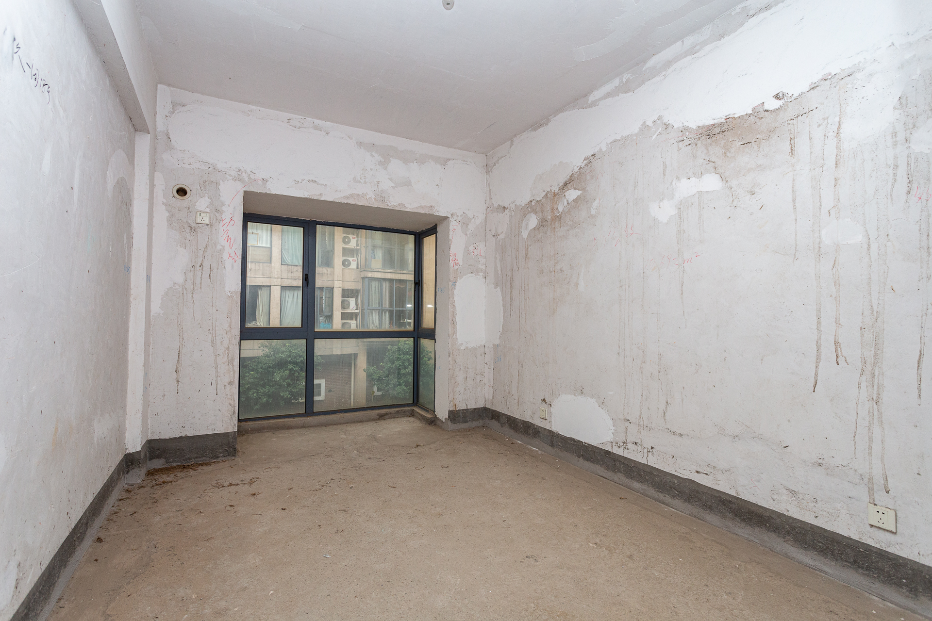 南山苏迪亚诺 4室2厅2卫 105.0万 南山苏迪亚诺 4室2厅2卫 105.0万卧室