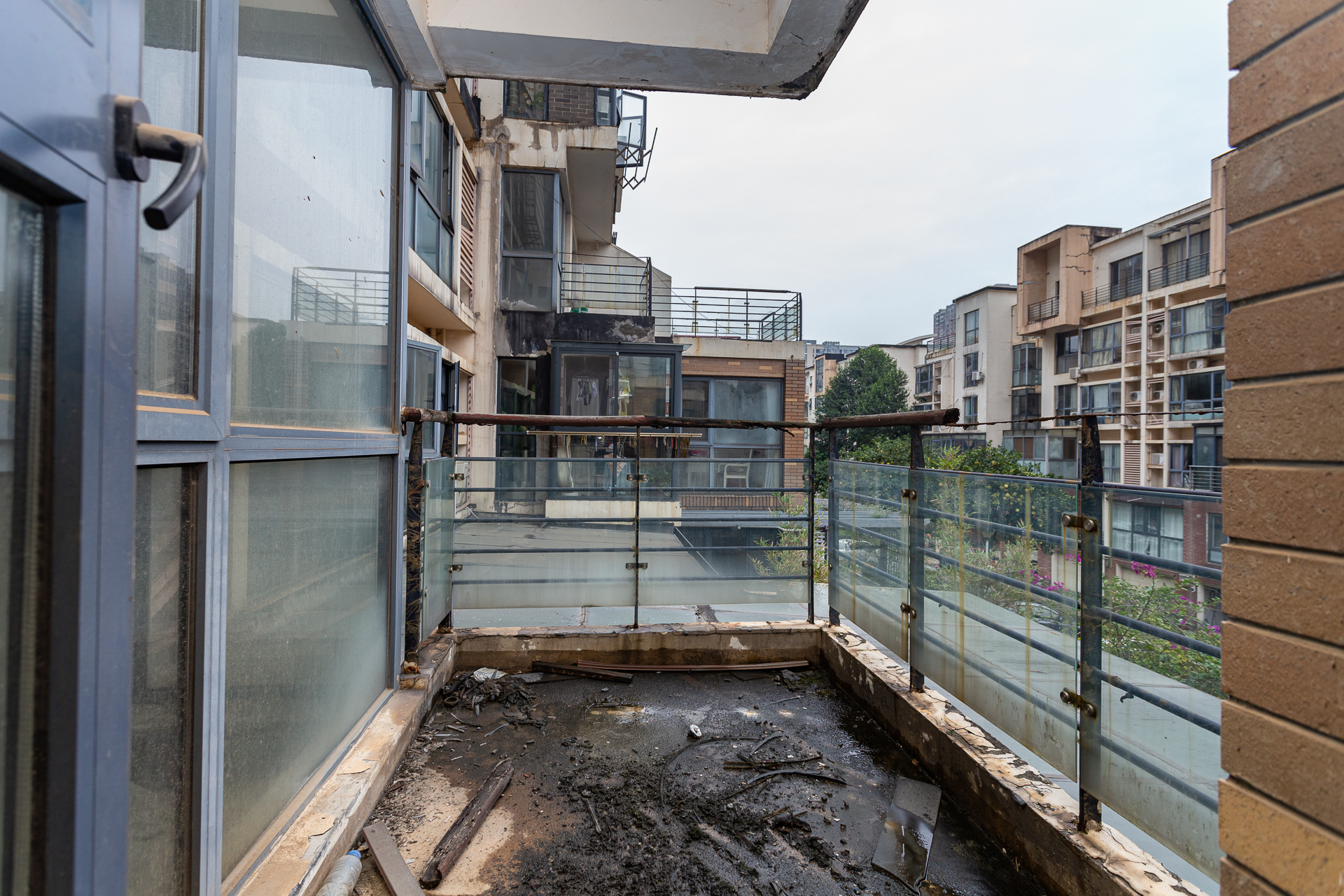 南山苏迪亚诺 4室2厅2卫 105.0万 南山苏迪亚诺 4室2厅2卫 105.0万阳台