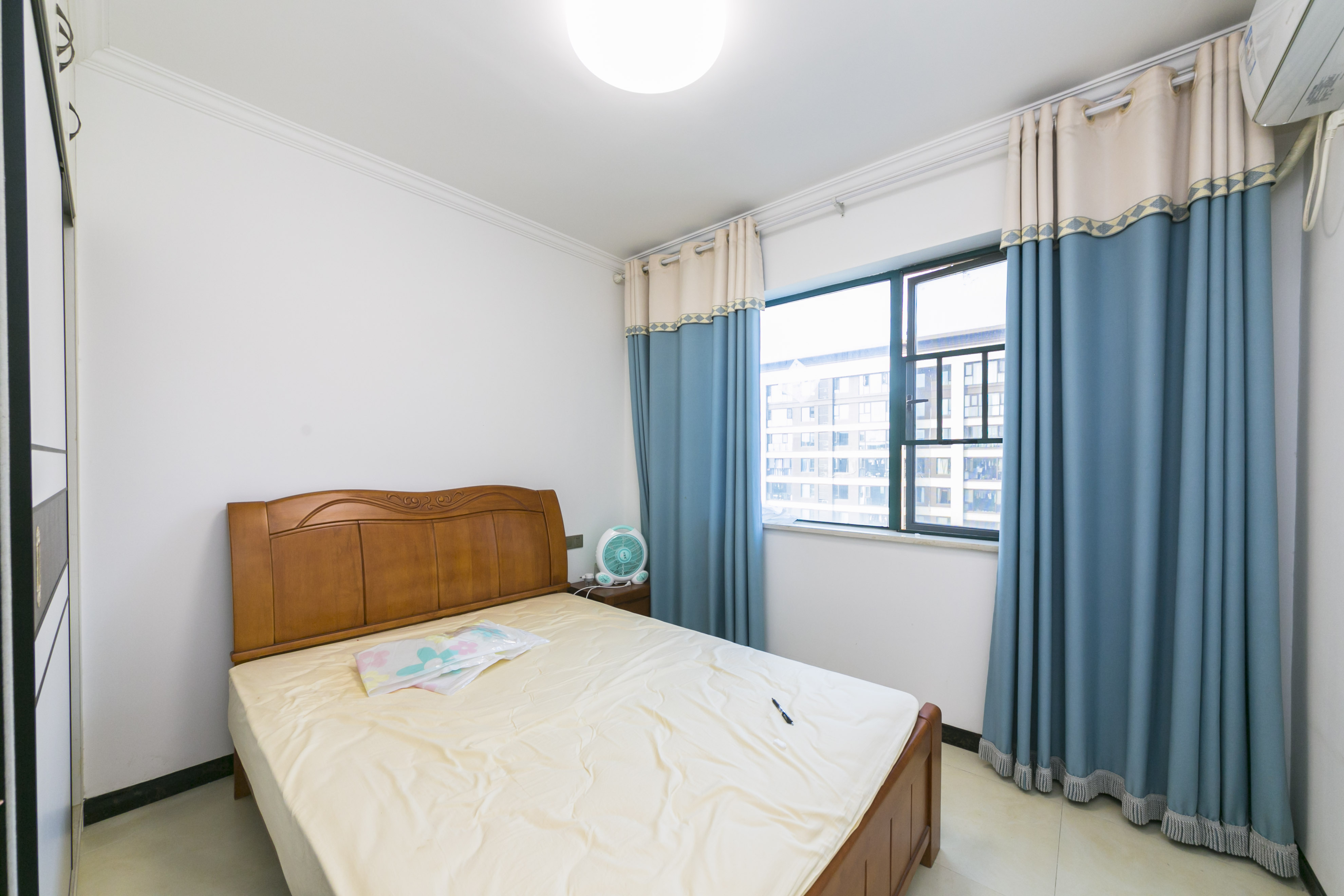 才子嘉都  4室2厅2卫    112.0万卧室