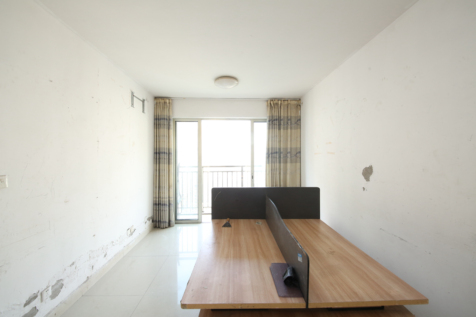 凯通国际城（凯通朝庭）  2室1厅1卫    69.0万客厅