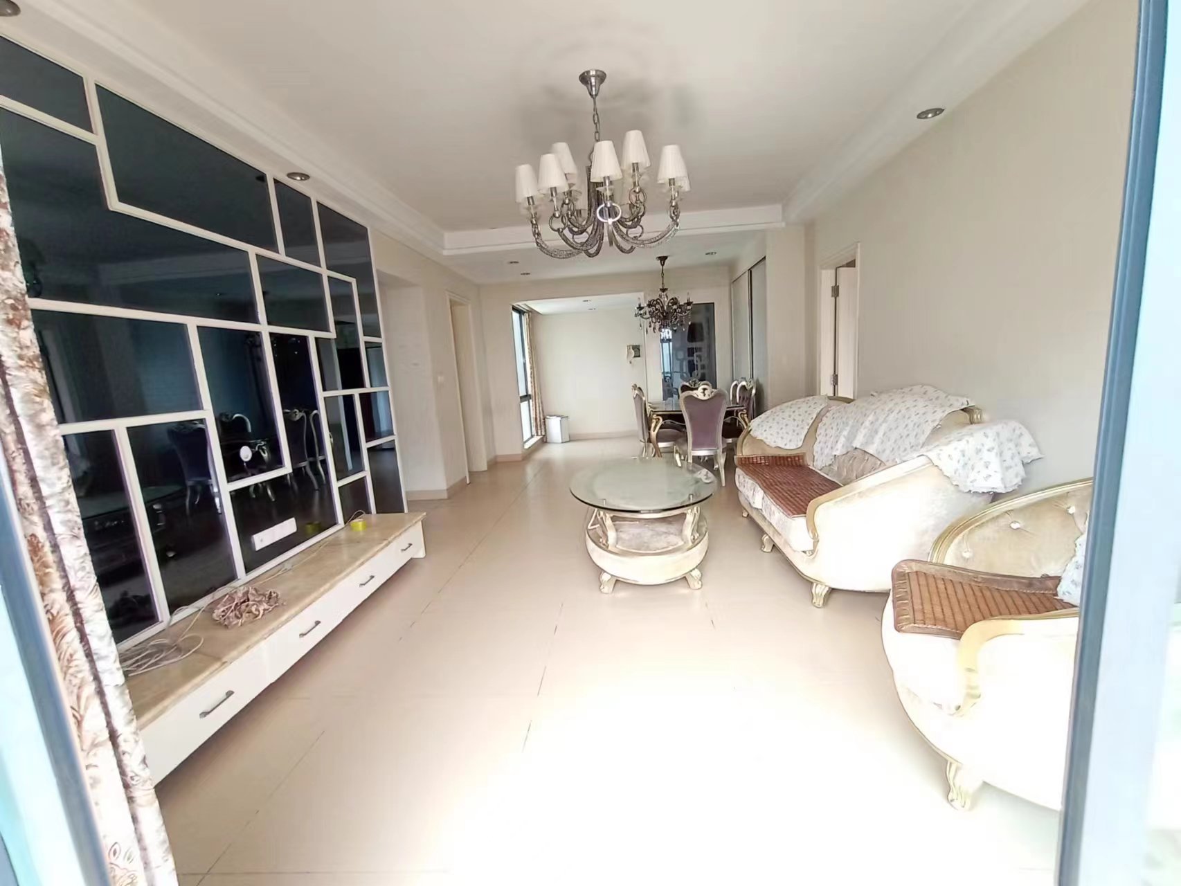 山水国际  2室2厅2卫    59.8万 山水国际  2室2厅2卫    59.8万室内图