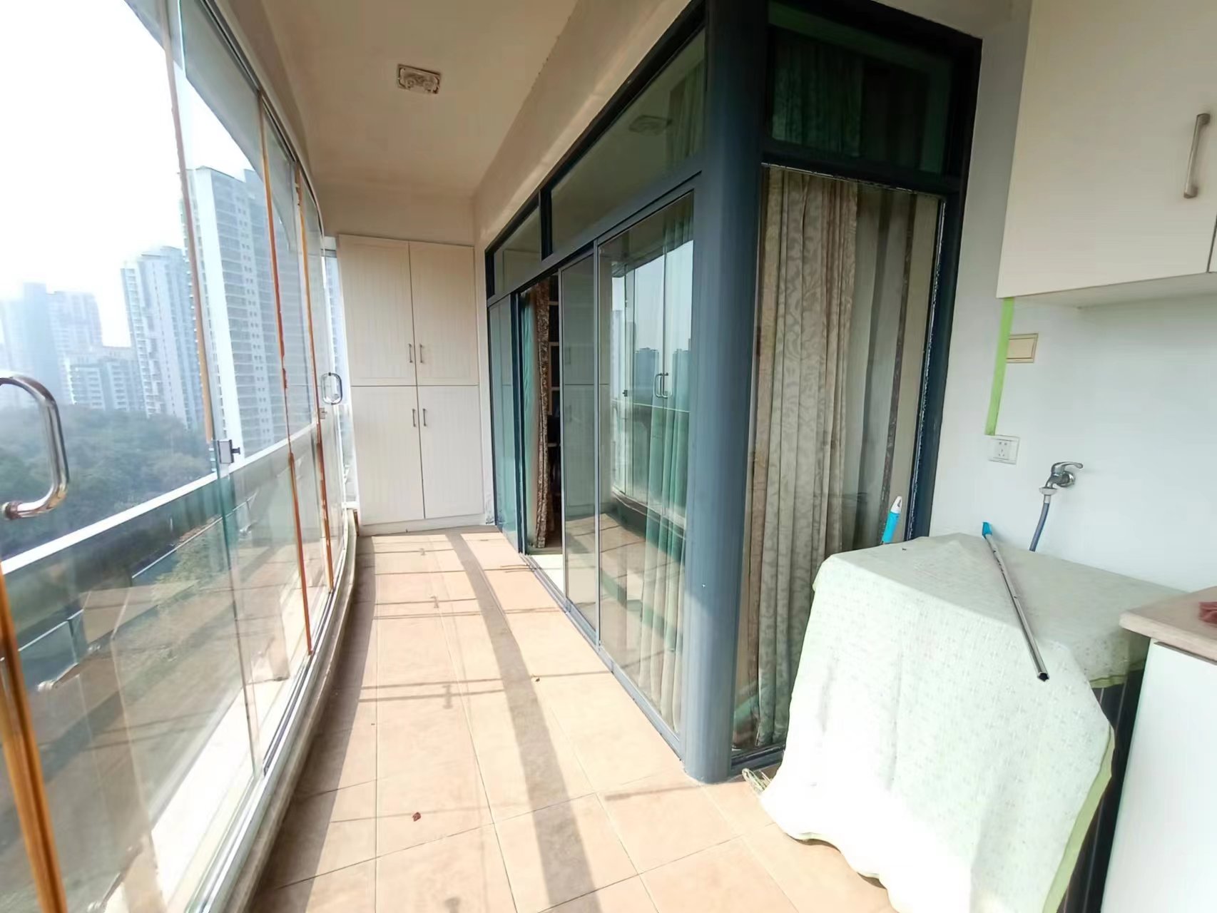 山水国际  2室2厅2卫    59.8万 山水国际  2室2厅2卫    59.8万室内图