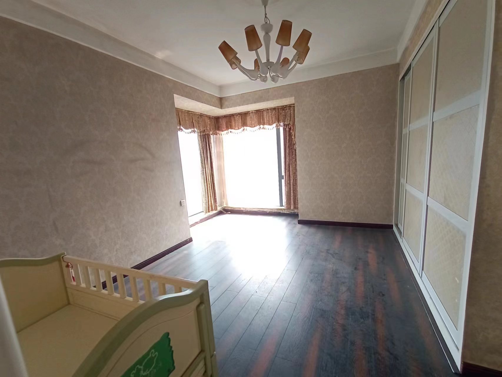 山水国际  2室2厅2卫    59.8万 山水国际  2室2厅2卫    59.8万室内图