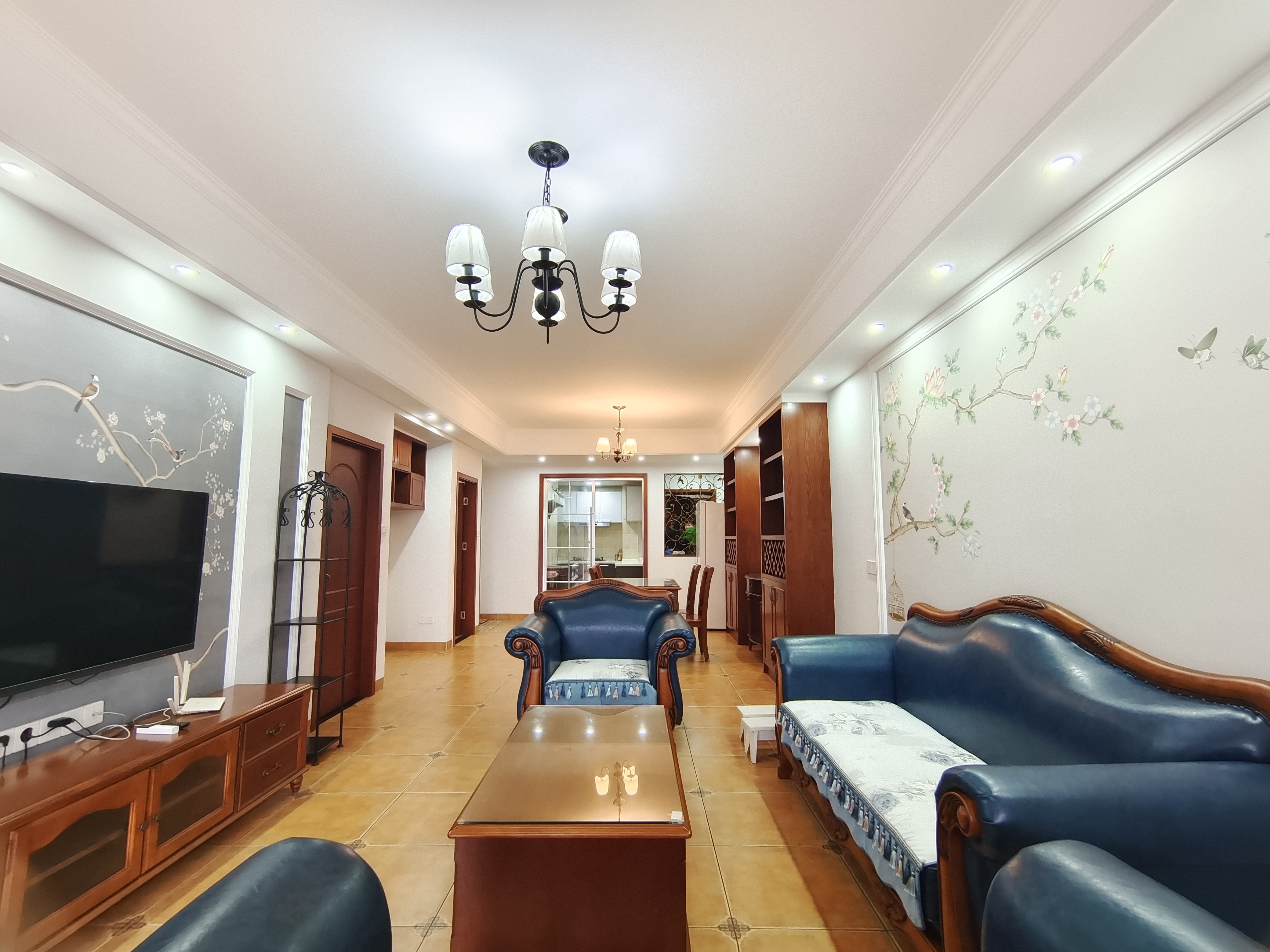 美的城二期  3室2厅2卫    68.0万 美的城二期  3室2厅2卫    68.0万室内图