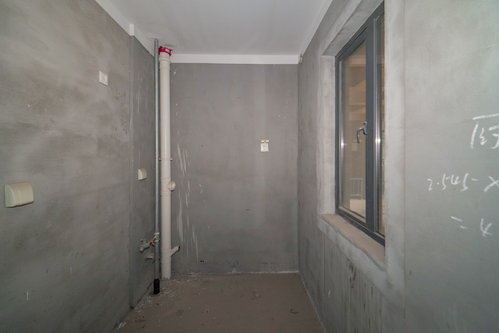 荣盛岳麓峰景  3室2厅2卫    62.0万 荣盛岳麓峰景  3室2厅2卫    62.0万厨房