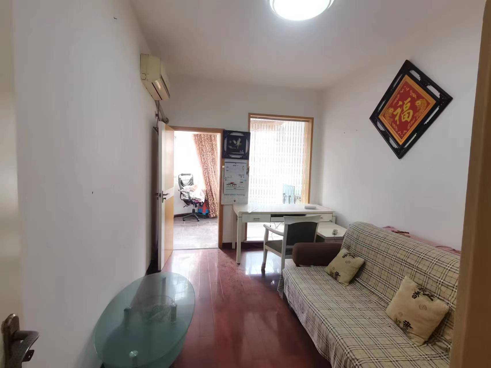 家园小区 4室2厅2卫 65.0万 家园小区 4室2厅2卫 65.0万室内图