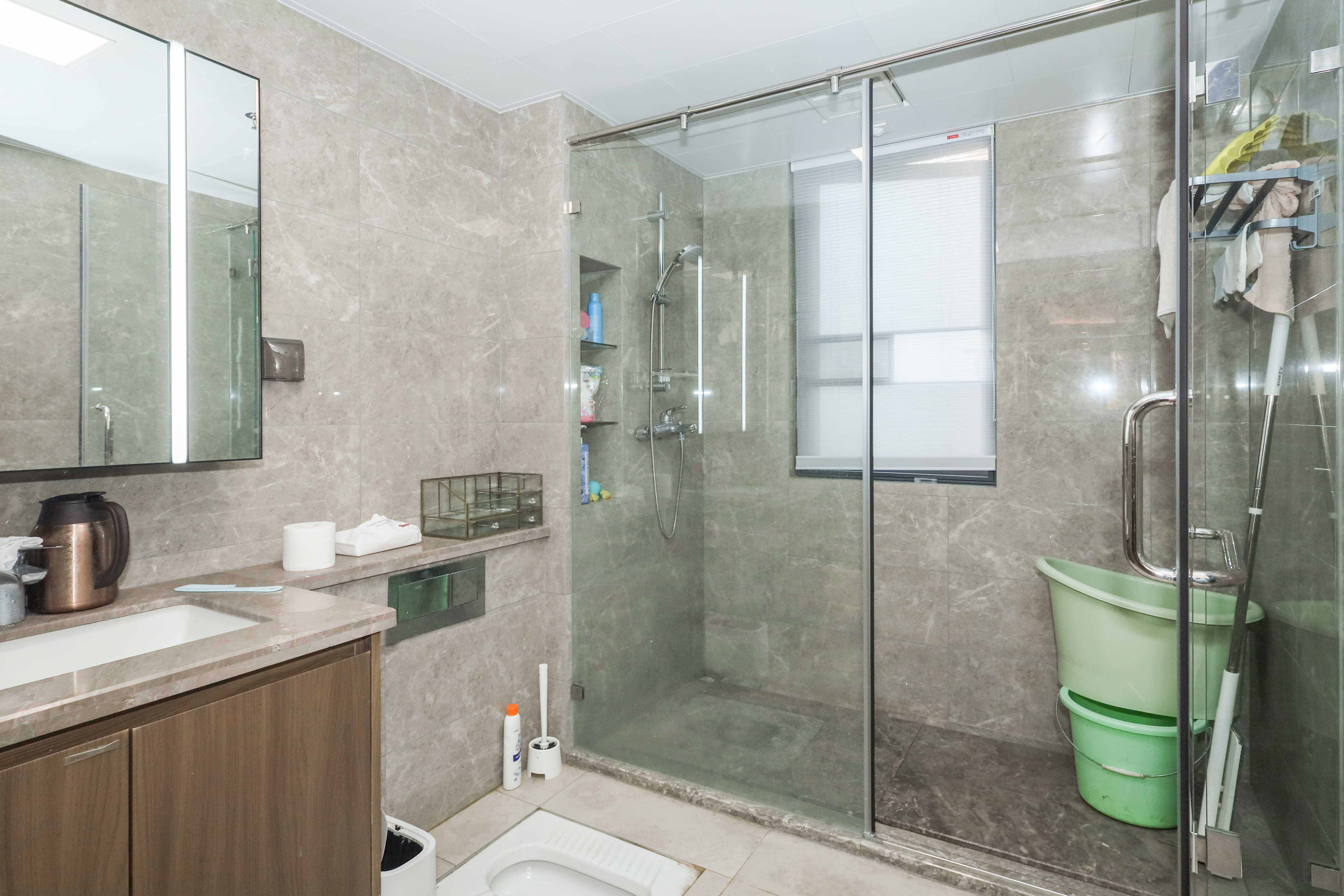 梅溪华府(新城金茂梦想华府) 4室2厅3卫 273.0万 梅溪华府(新城金茂梦想华府) 4室2厅3卫 273.0万卫生间