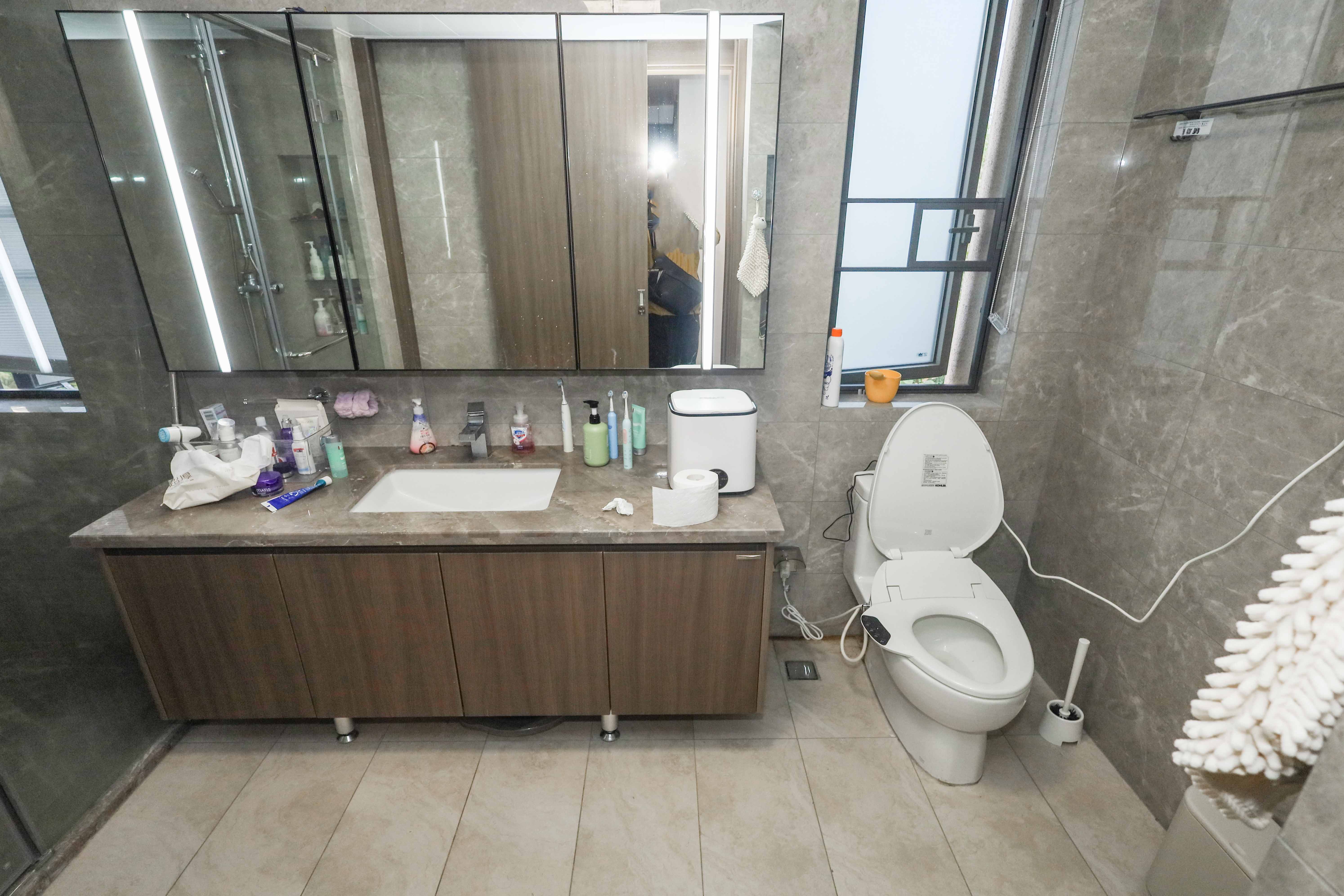 梅溪华府(新城金茂梦想华府) 4室2厅3卫 273.0万 梅溪华府(新城金茂梦想华府) 4室2厅3卫 273.0万卫生间