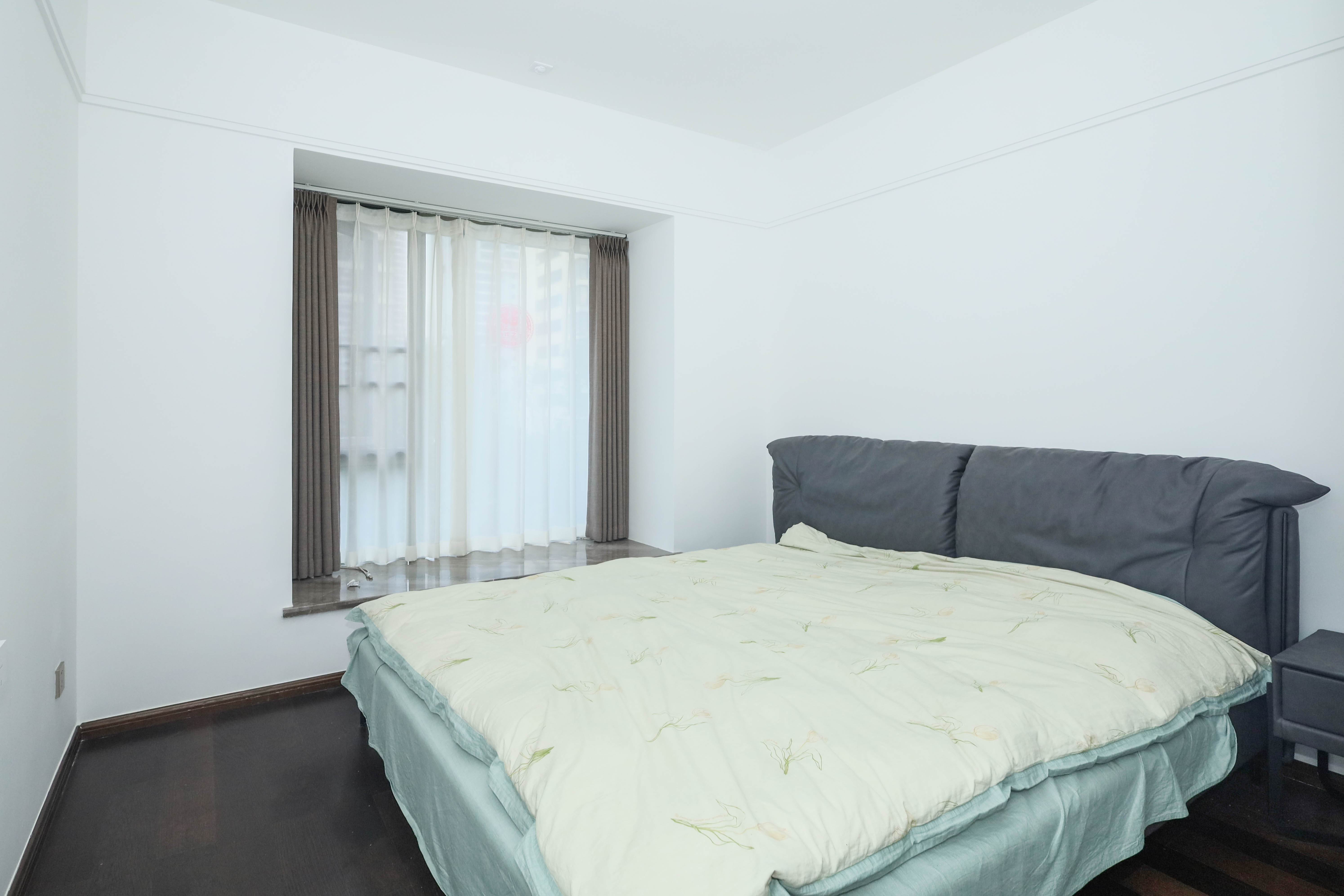 梅溪华府(新城金茂梦想华府) 4室2厅3卫 273.0万 梅溪华府(新城金茂梦想华府) 4室2厅3卫 273.0万卧室