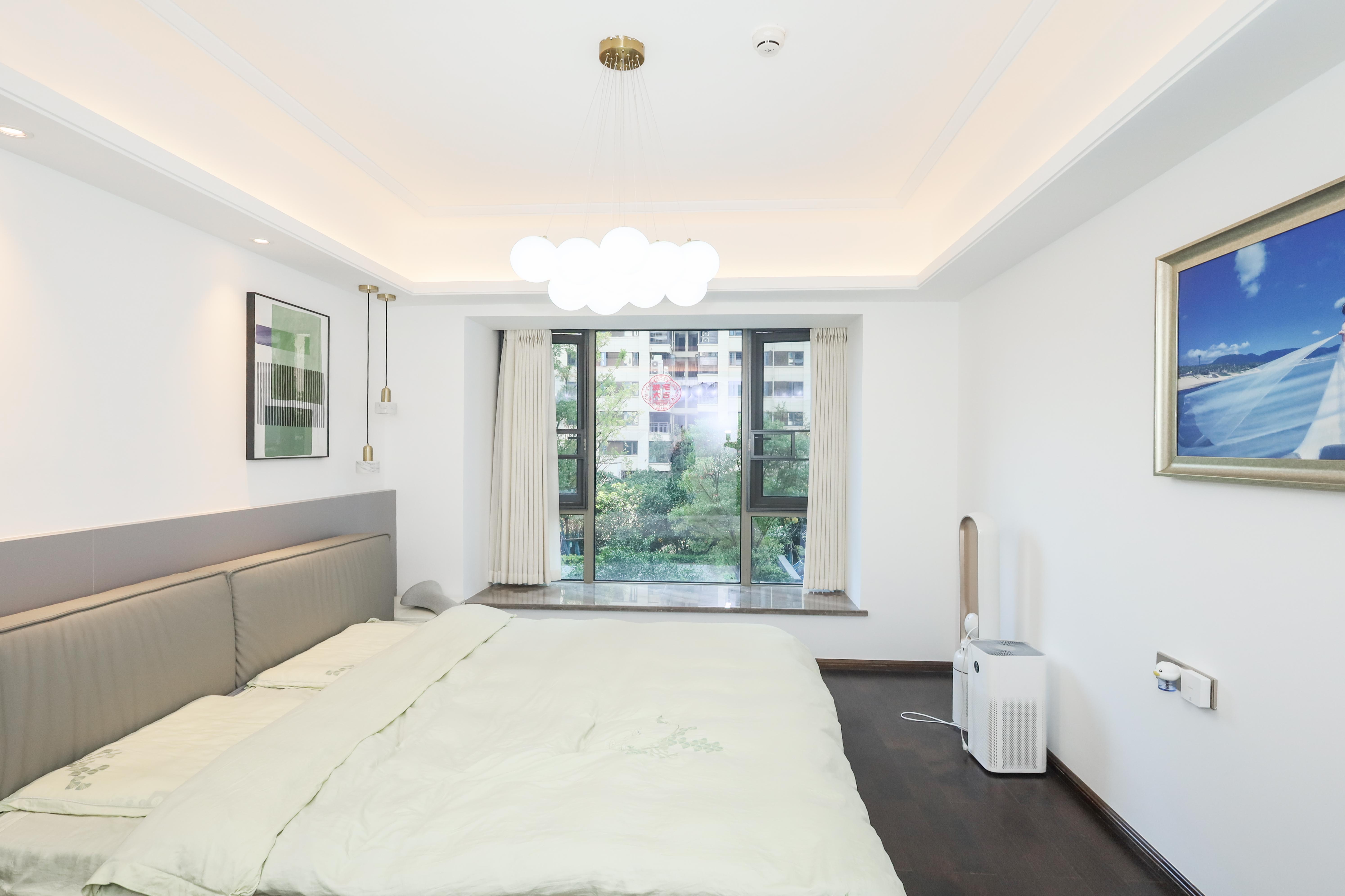 梅溪华府(新城金茂梦想华府) 4室2厅3卫 273.0万 梅溪华府(新城金茂梦想华府) 4室2厅3卫 273.0万卧室