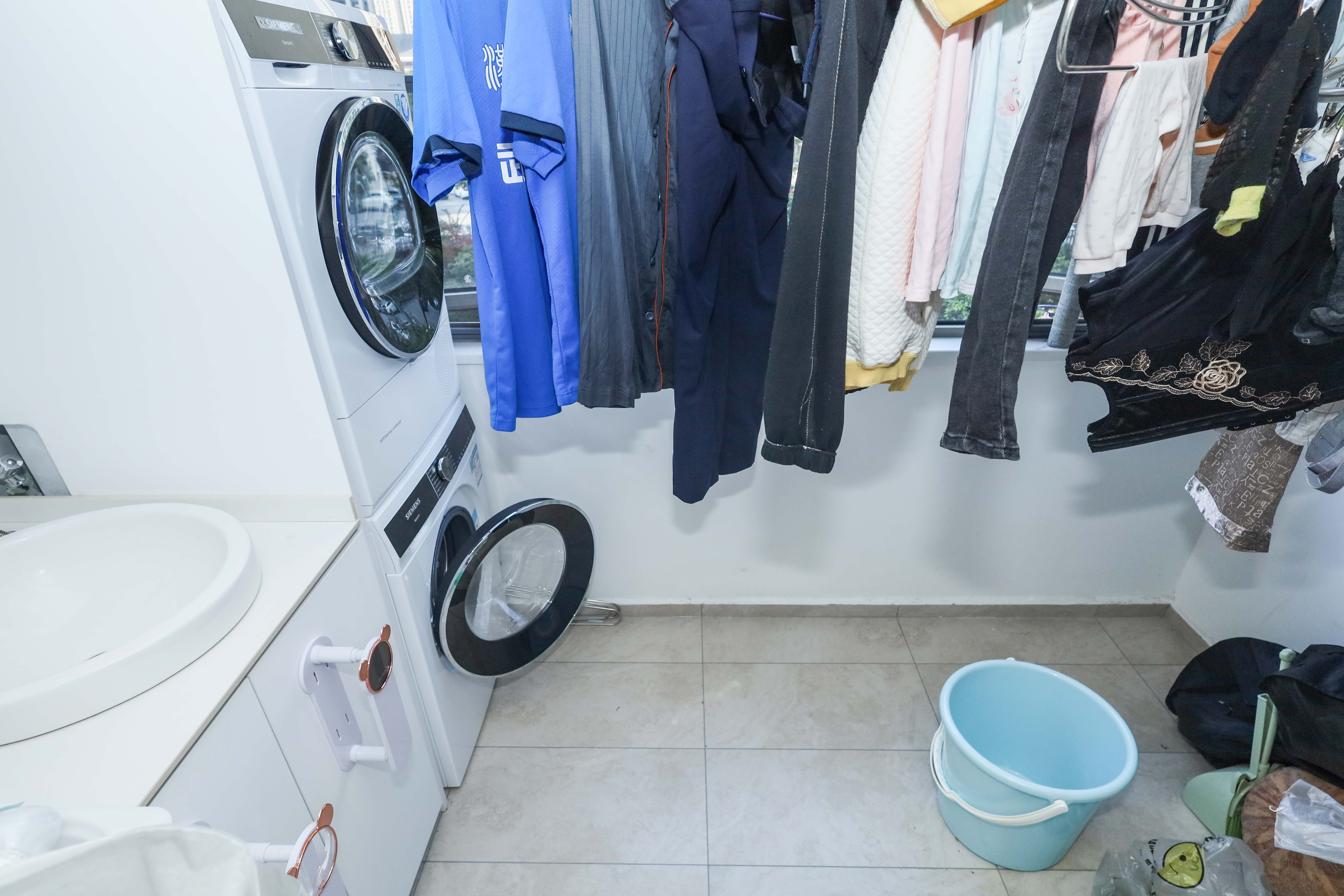 梅溪华府(新城金茂梦想华府) 4室2厅3卫 273.0万 梅溪华府(新城金茂梦想华府) 4室2厅3卫 273.0万阳台