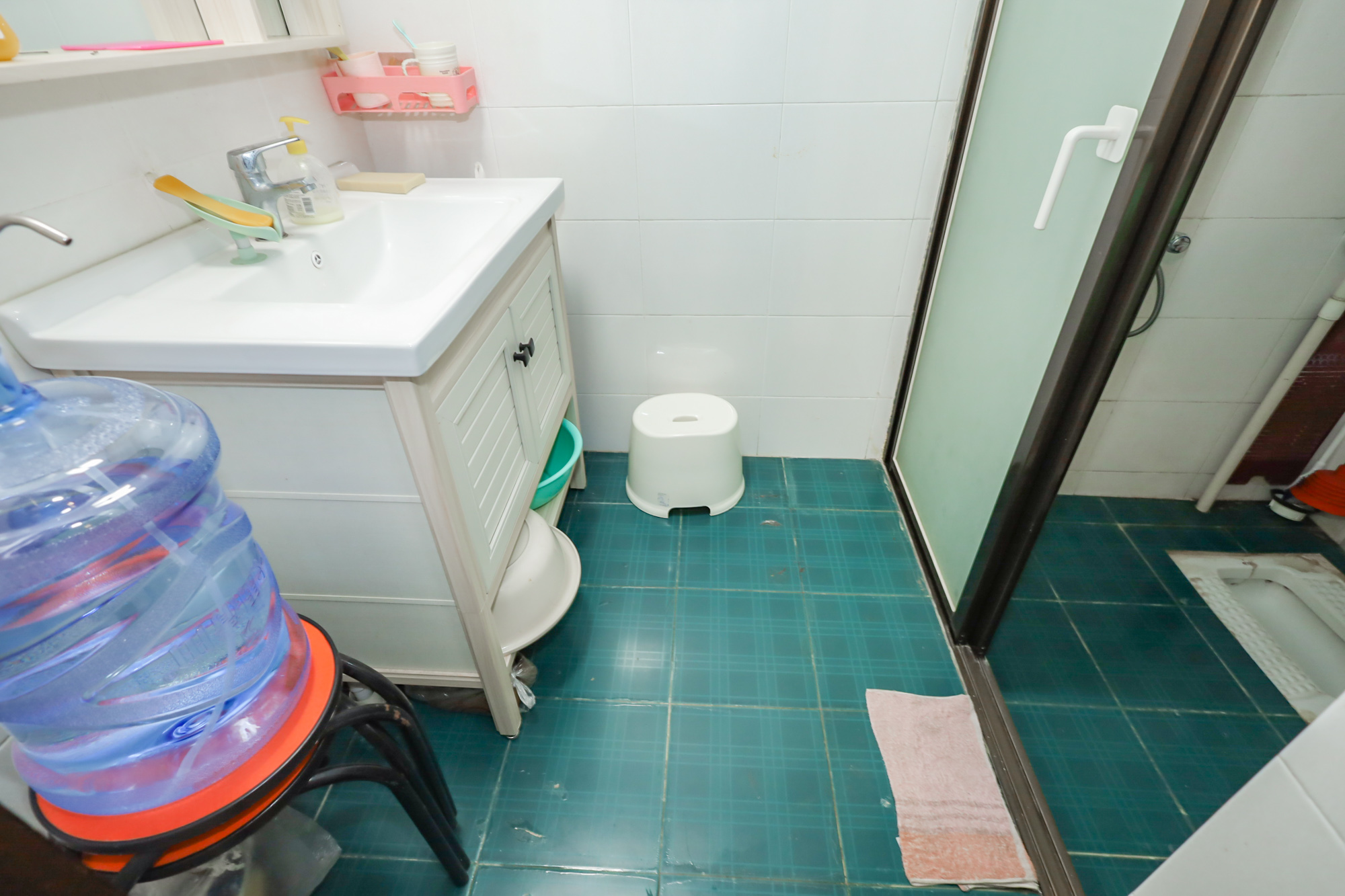 金色山庄 2室2厅1卫 78.0万 金色山庄 2室2厅1卫 78.0万卫生间