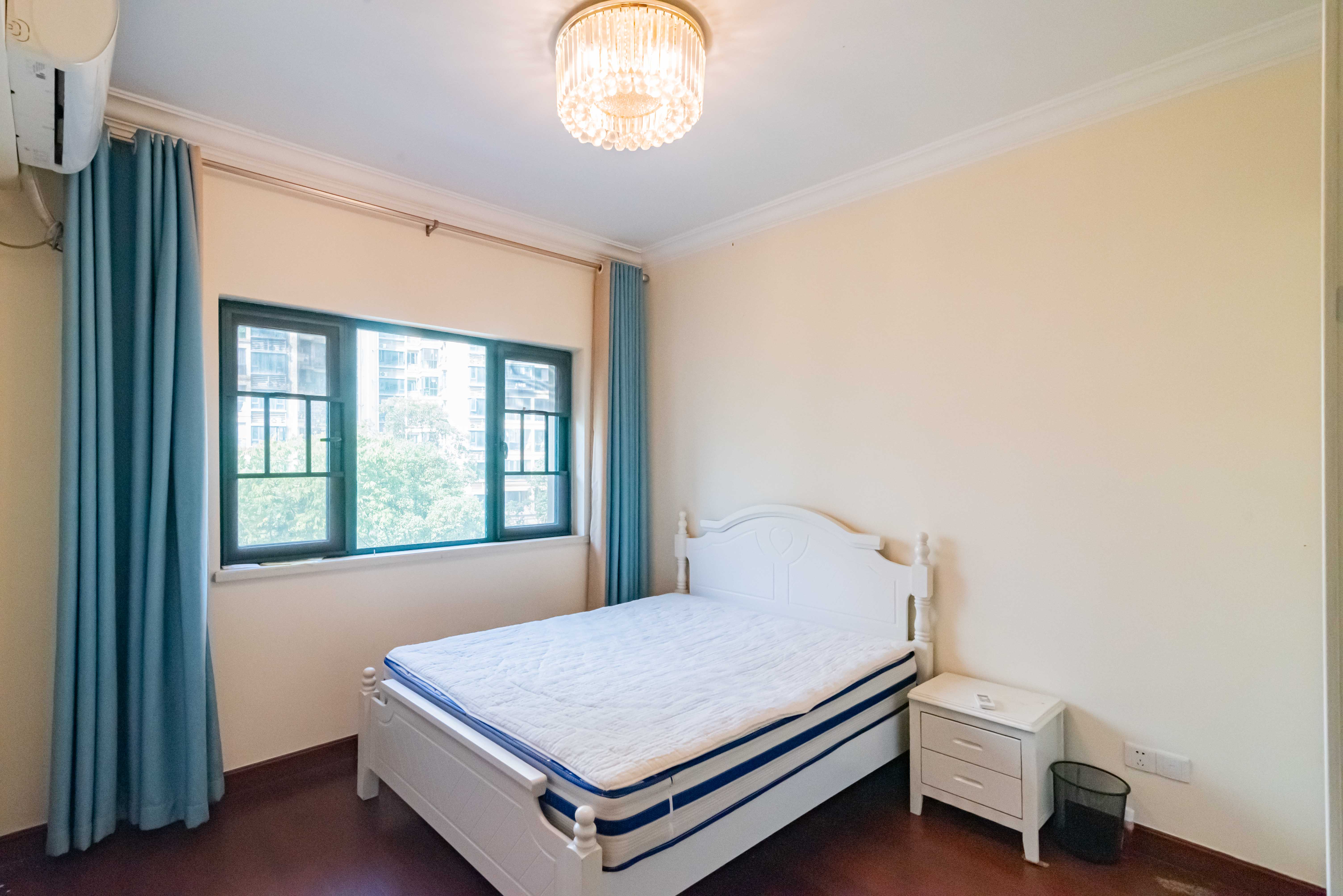 恒大雅苑  3室2厅2卫    115.0万 恒大雅苑  3室2厅2卫    115.0万卧室