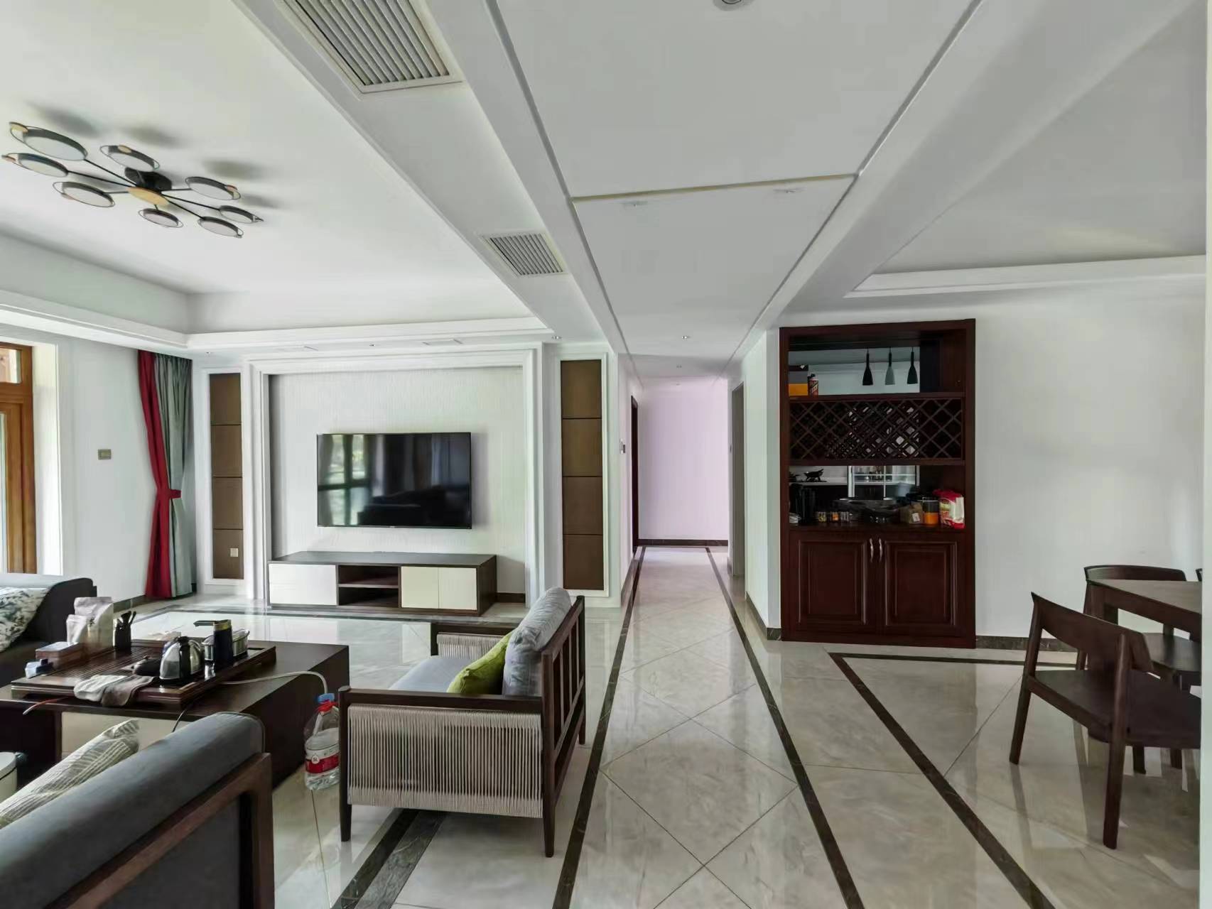 城市公园 3室2厅2卫 102.0万 城市公园 3室2厅2卫 102.0万室内图