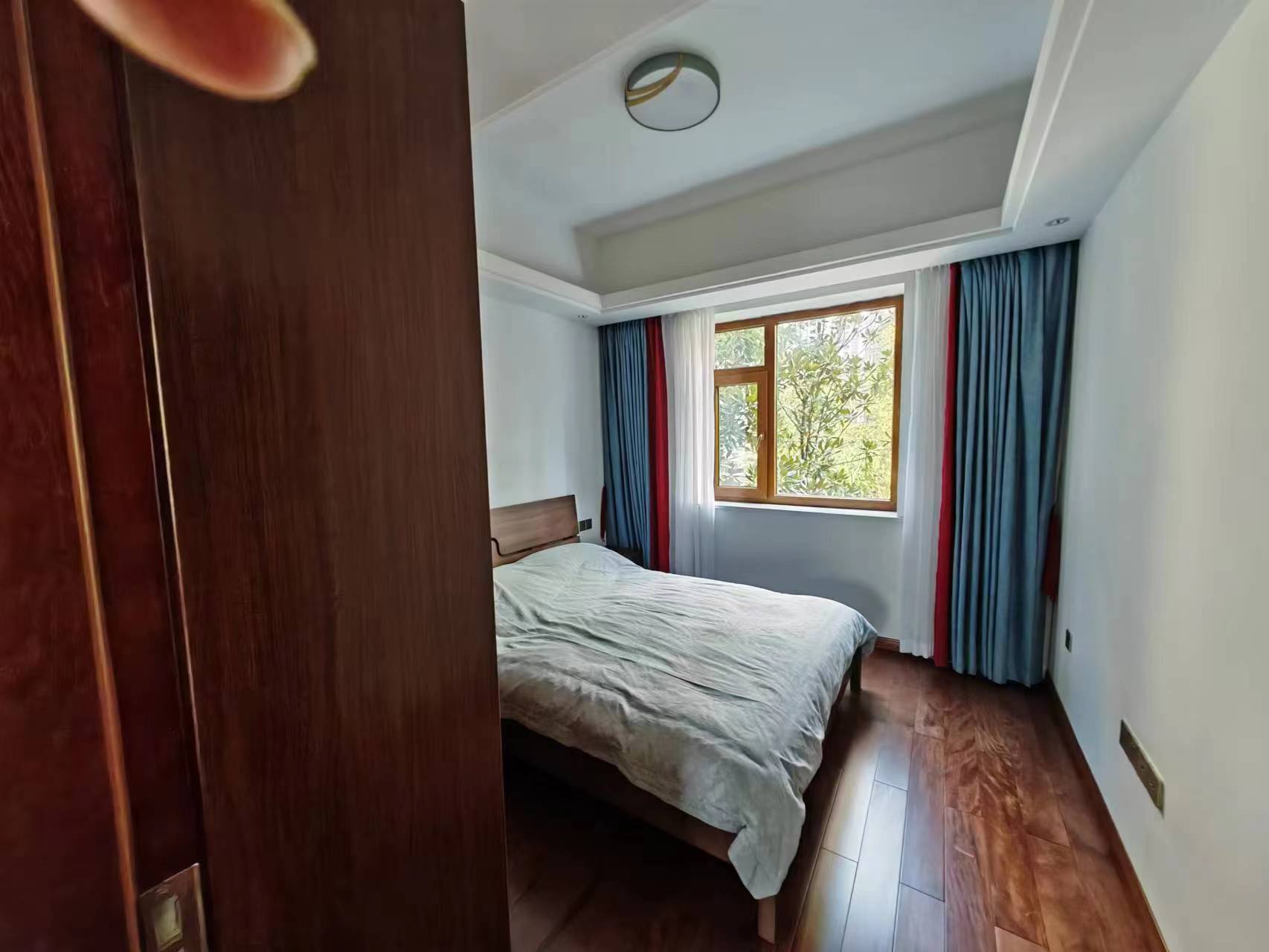 城市公园 3室2厅2卫 102.0万 城市公园 3室2厅2卫 102.0万室内图