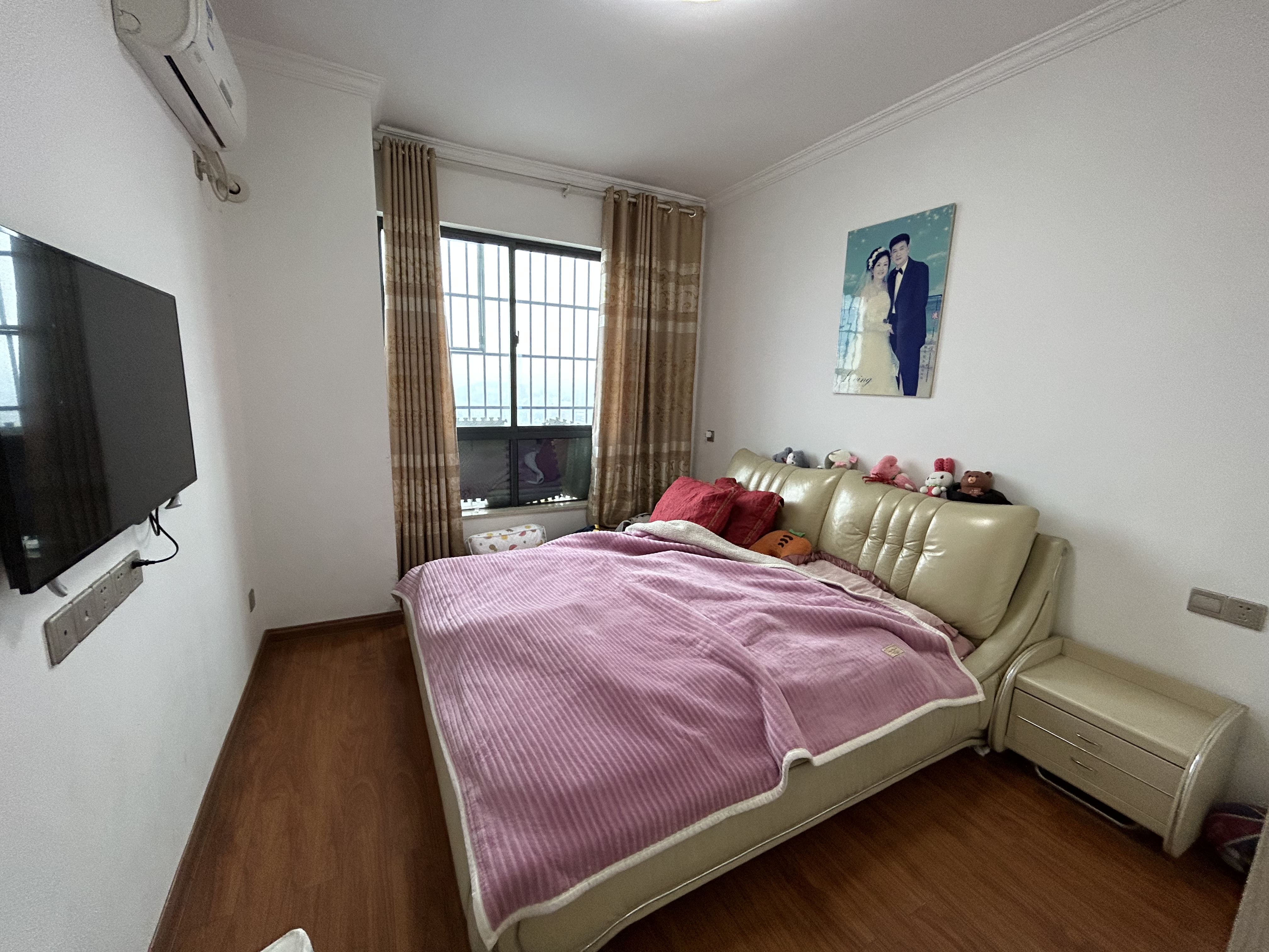 圣华名城建设北路110号 3室2厅2卫 58.0万 圣华名城建设北路110号 3室2厅2卫 58.0万室内图