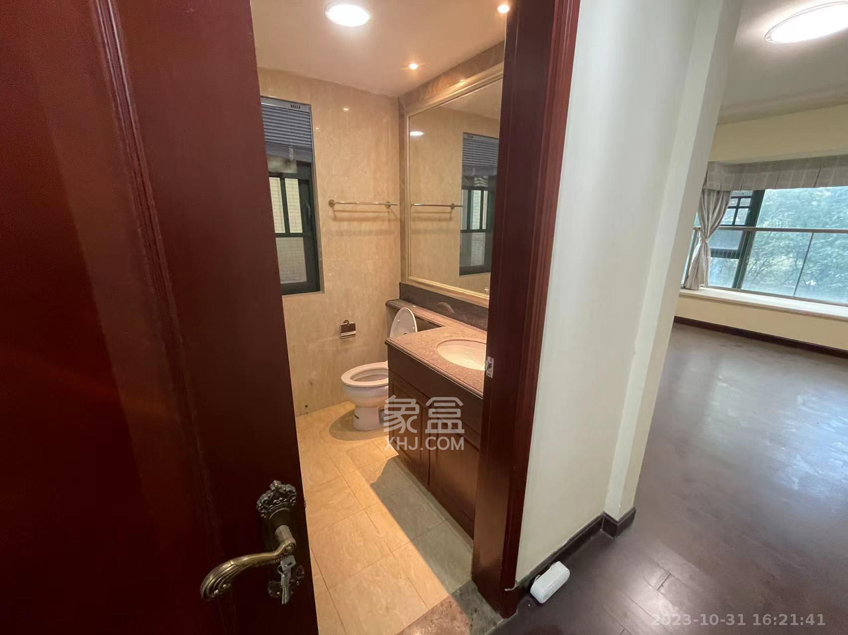 恒大名都  4室2厅2卫   3800.00元/月室内图