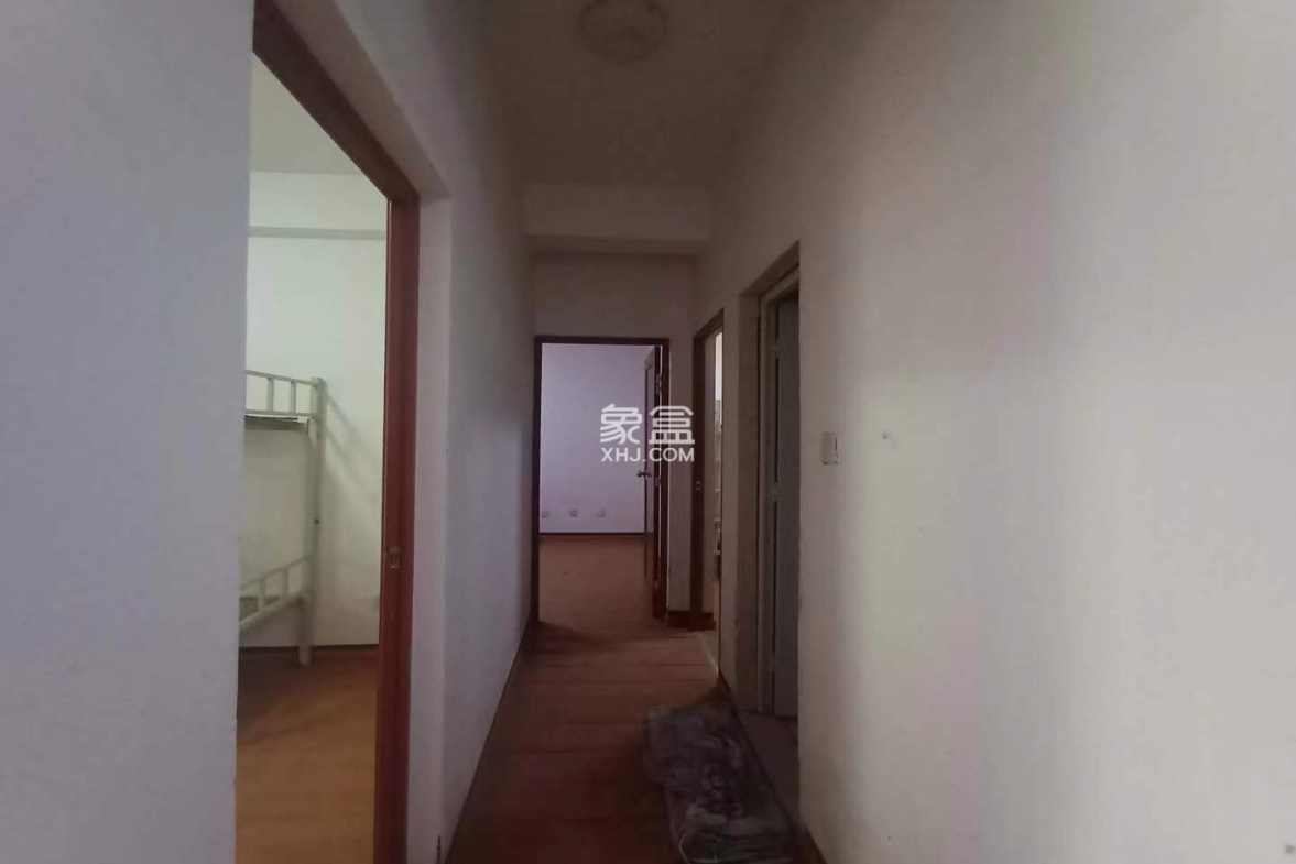 滨江花园 3室1厅1卫 66.8万 滨江花园 3室1厅1卫 66.8万室内图