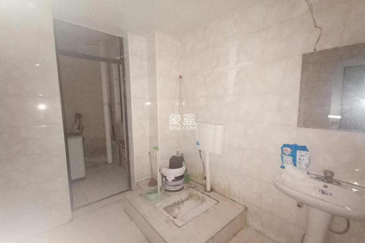 滨江花园 3室1厅1卫 66.8万 滨江花园 3室1厅1卫 66.8万室内图