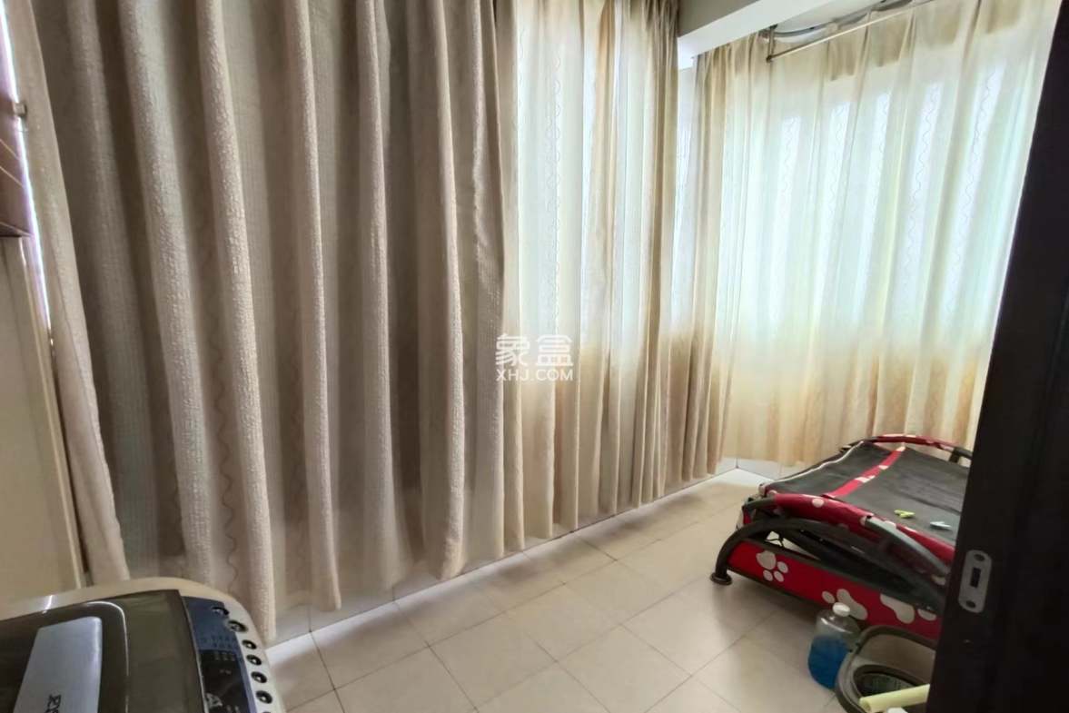 株洲富景园 4室2厅2卫 78.0万 株洲富景园 4室2厅2卫 78.0万室内图