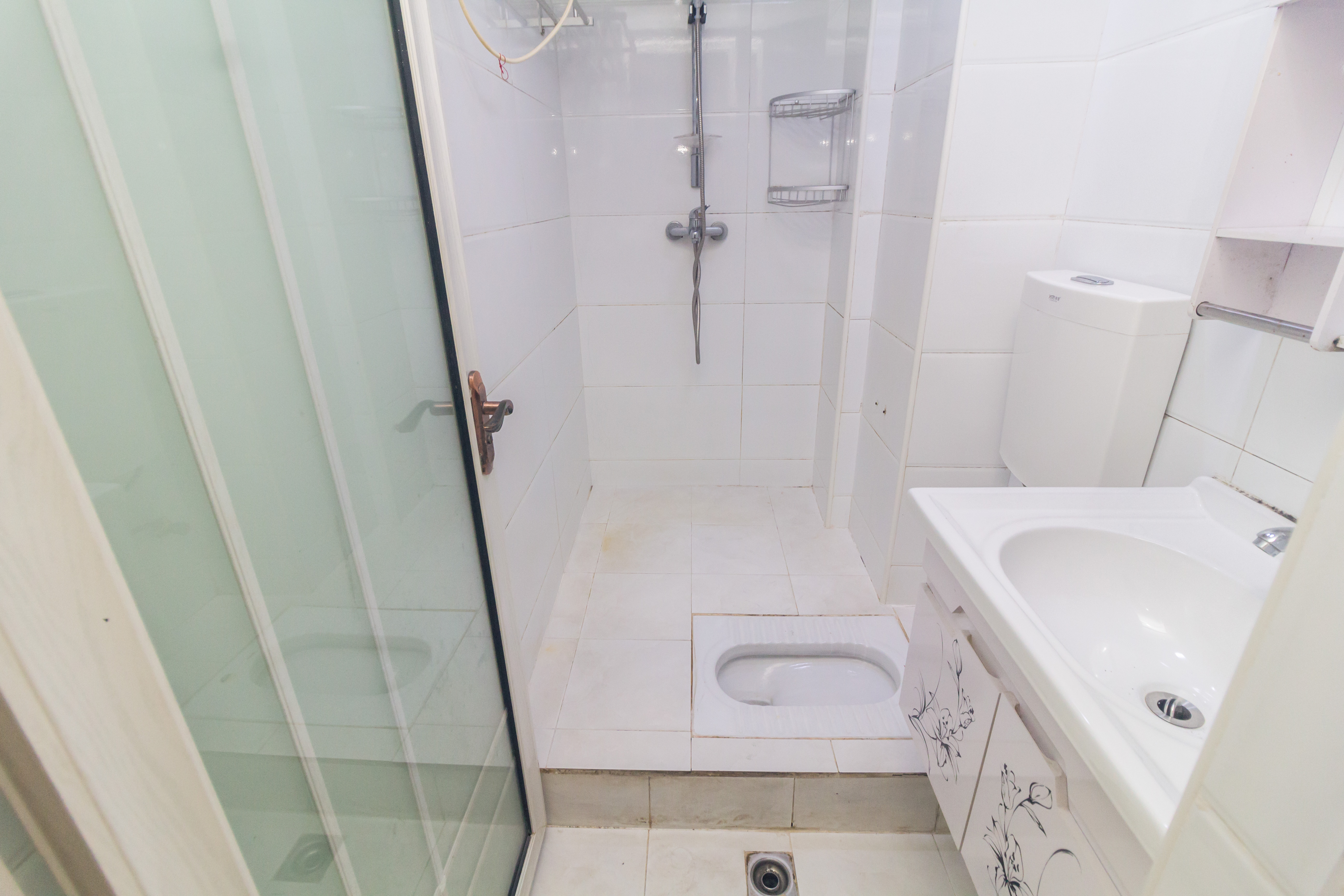 新远时代 1室1厅1卫 16.8万 新远时代 1室1厅1卫 16.8万卫生间