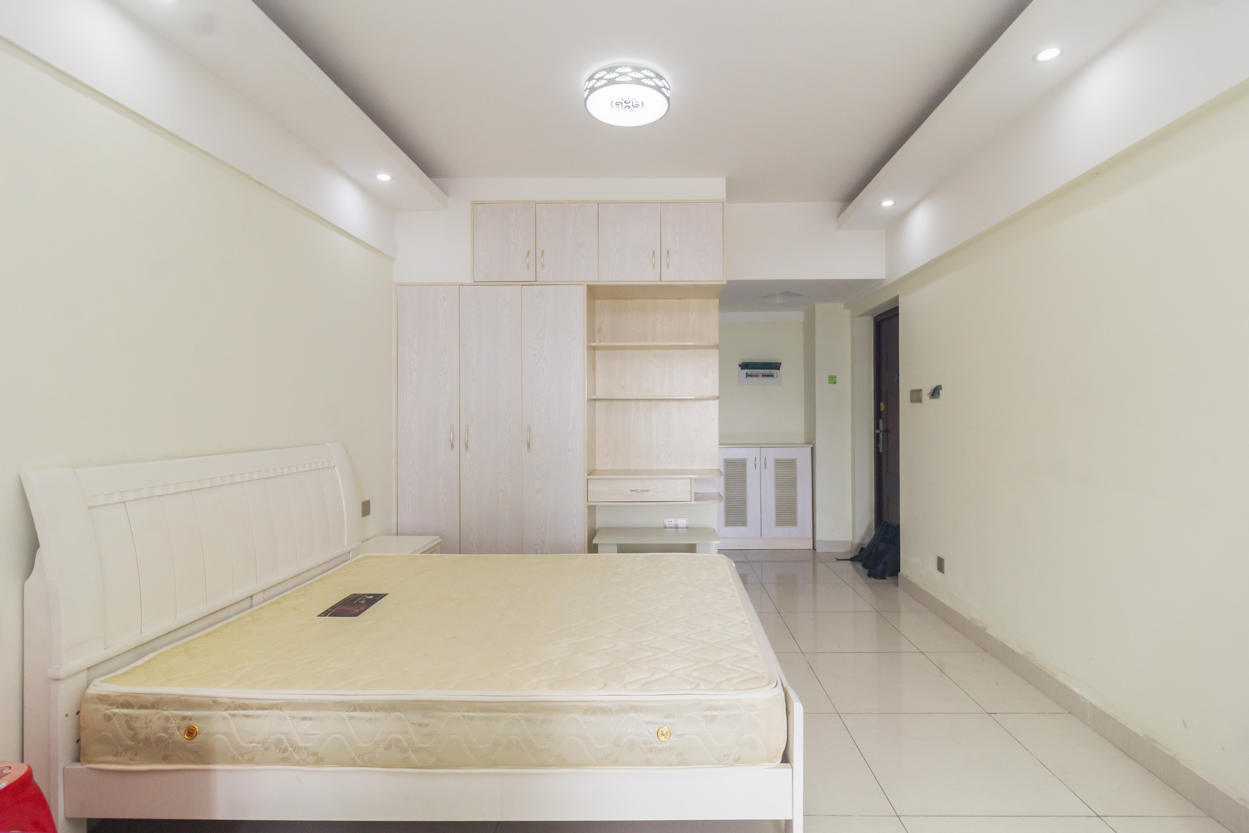 新远时代 1室1厅1卫 16.8万 新远时代 1室1厅1卫 16.8万客厅