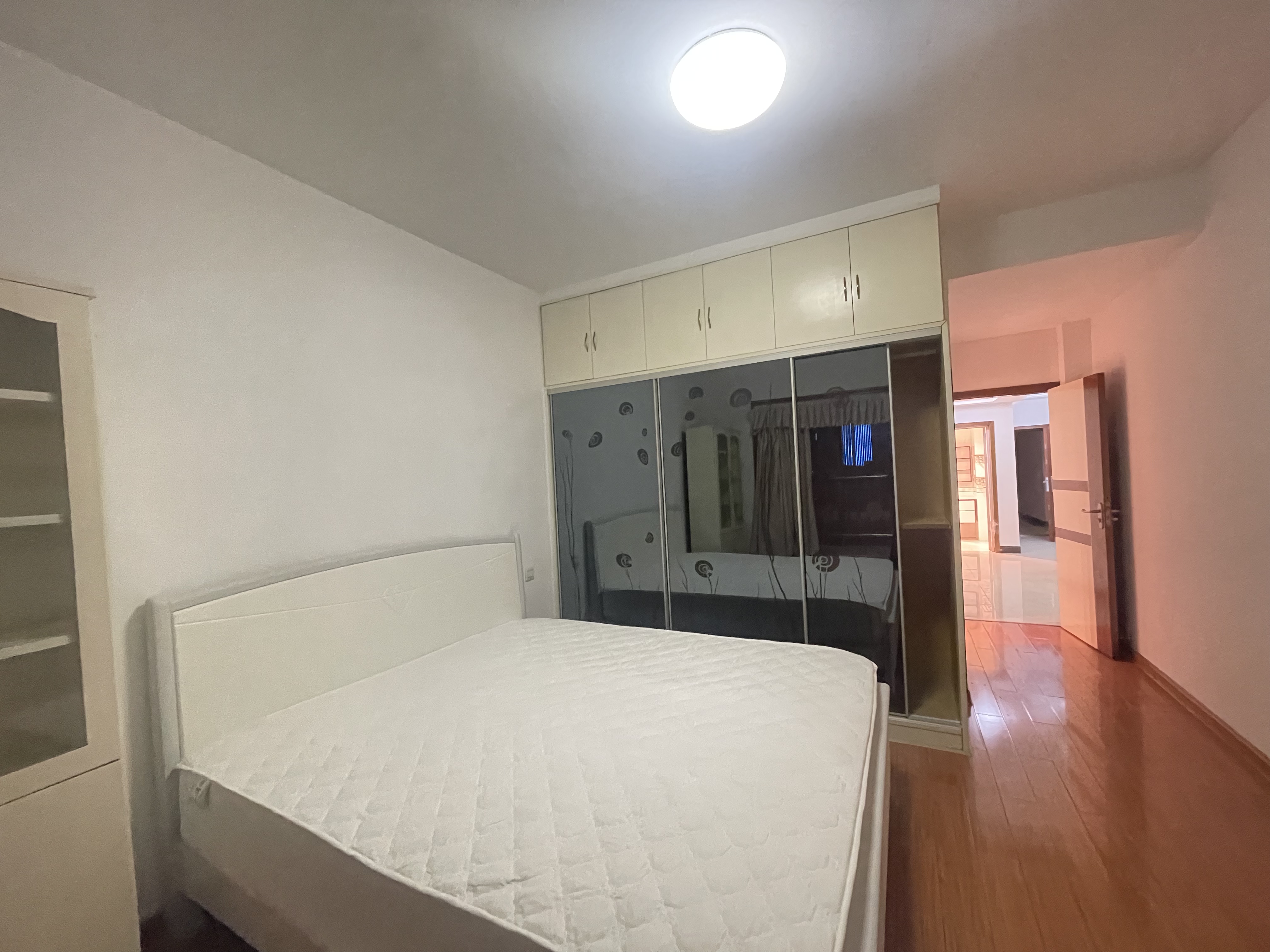 时尚新天地(平和堂) 3室2厅2卫 88.8万 时尚新天地(平和堂) 3室2厅2卫 88.8万室内图