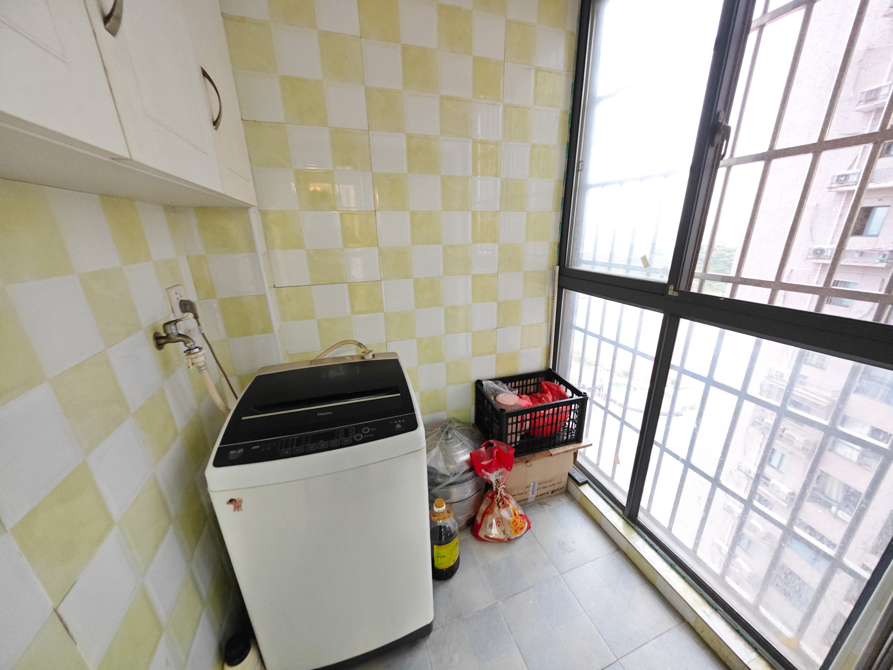 南庭城果  4室2厅2卫   90.00万其他