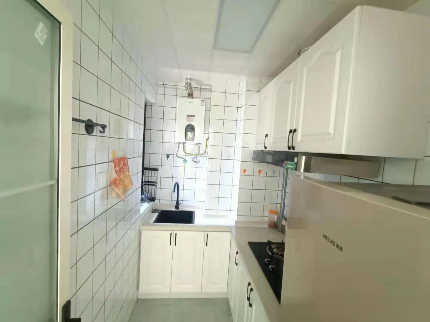 中建御山和苑 1室1厅1卫 32.0万 中建御山和苑 1室1厅1卫 32.0万室内图