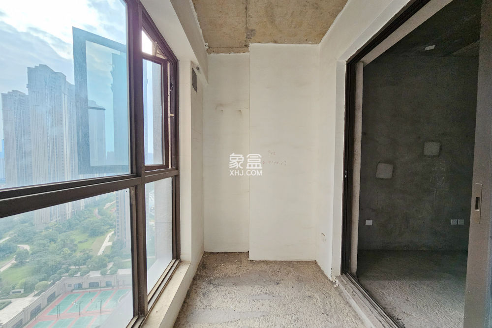 明昇壹城（明昇時(shí)代廣場(chǎng)）二期  3室2廳2衛(wèi)   170.00萬(wàn)