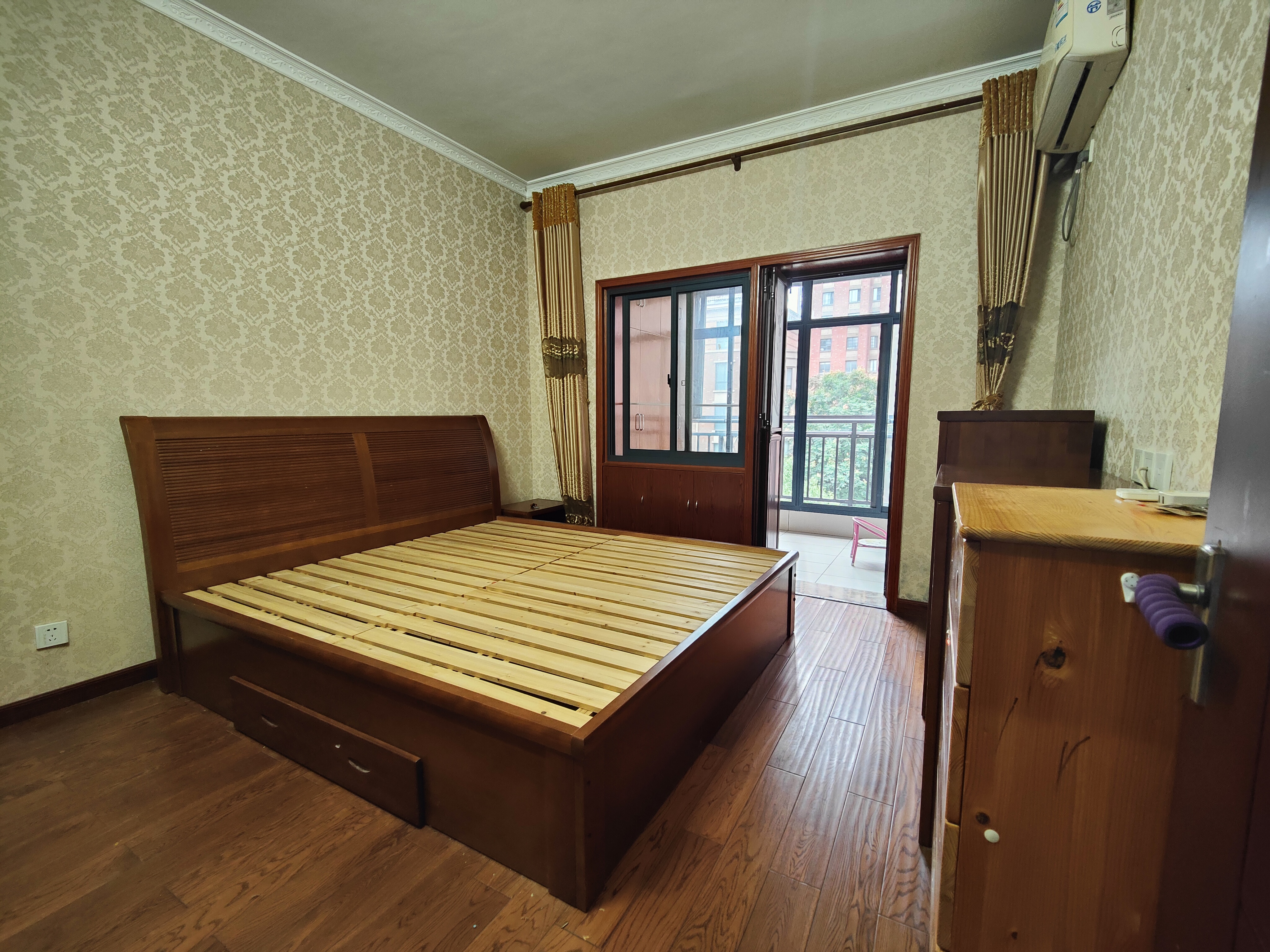 尚格名城香榭丽舍  3室2厅1卫    45.0万 尚格名城香榭丽舍  3室2厅1卫    45.0万室内图