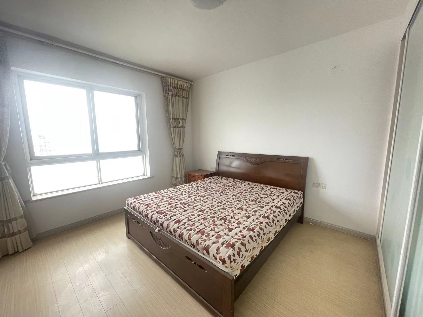 耀华锦园  3室2厅2卫    45.0万 耀华锦园  3室2厅2卫    45.0万室内图