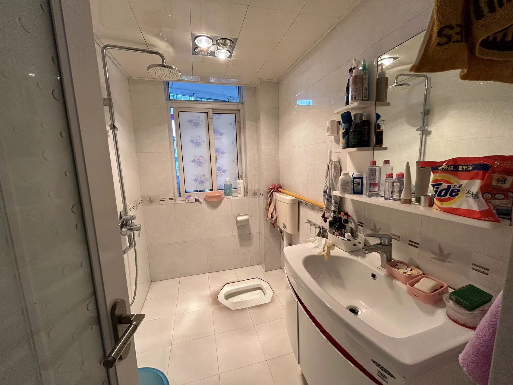 珠江丽园 4室2厅2卫 55.8万 珠江丽园 4室2厅2卫 55.8万室内图