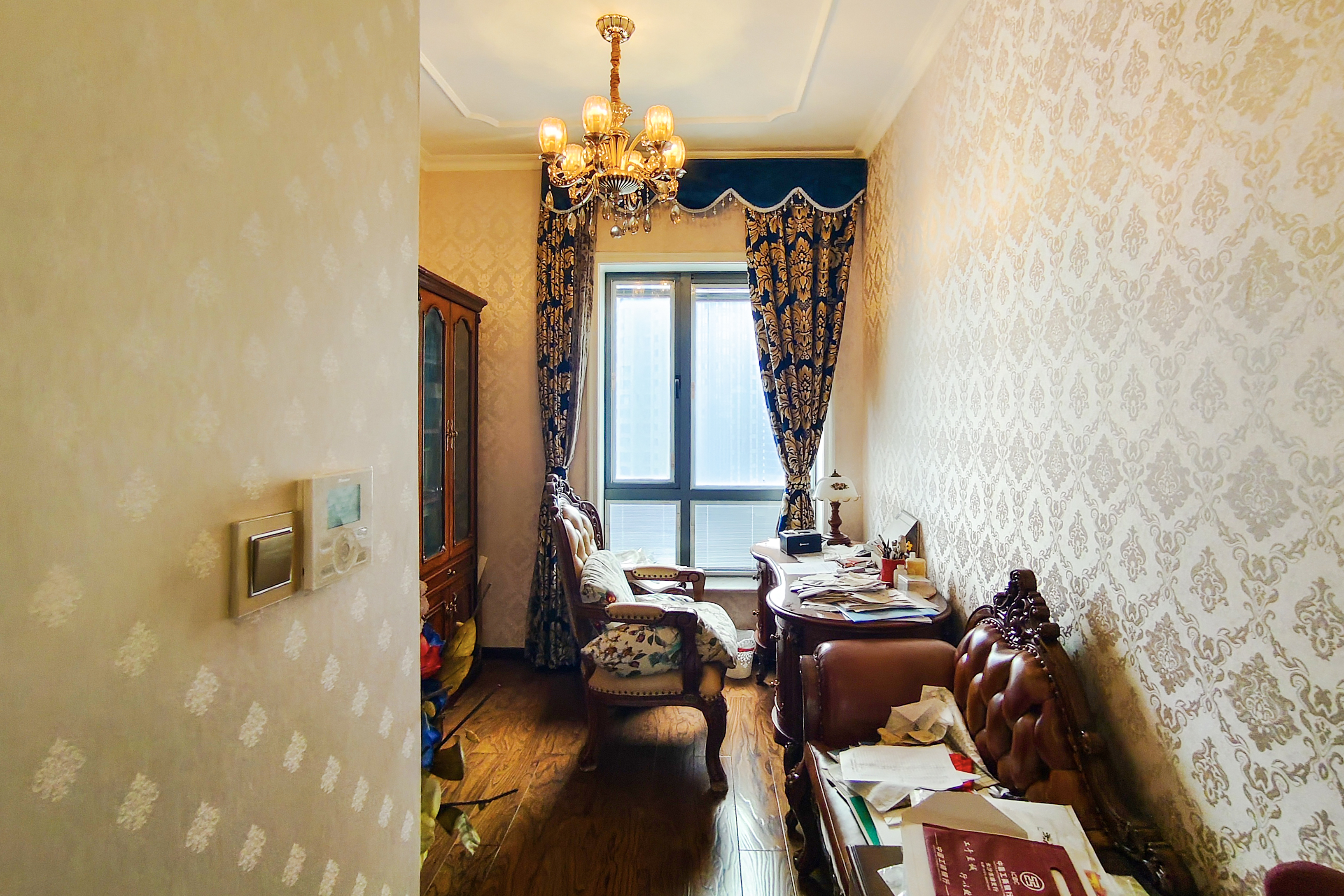 保利国际广场  5室2厅4卫    537.0万卧室