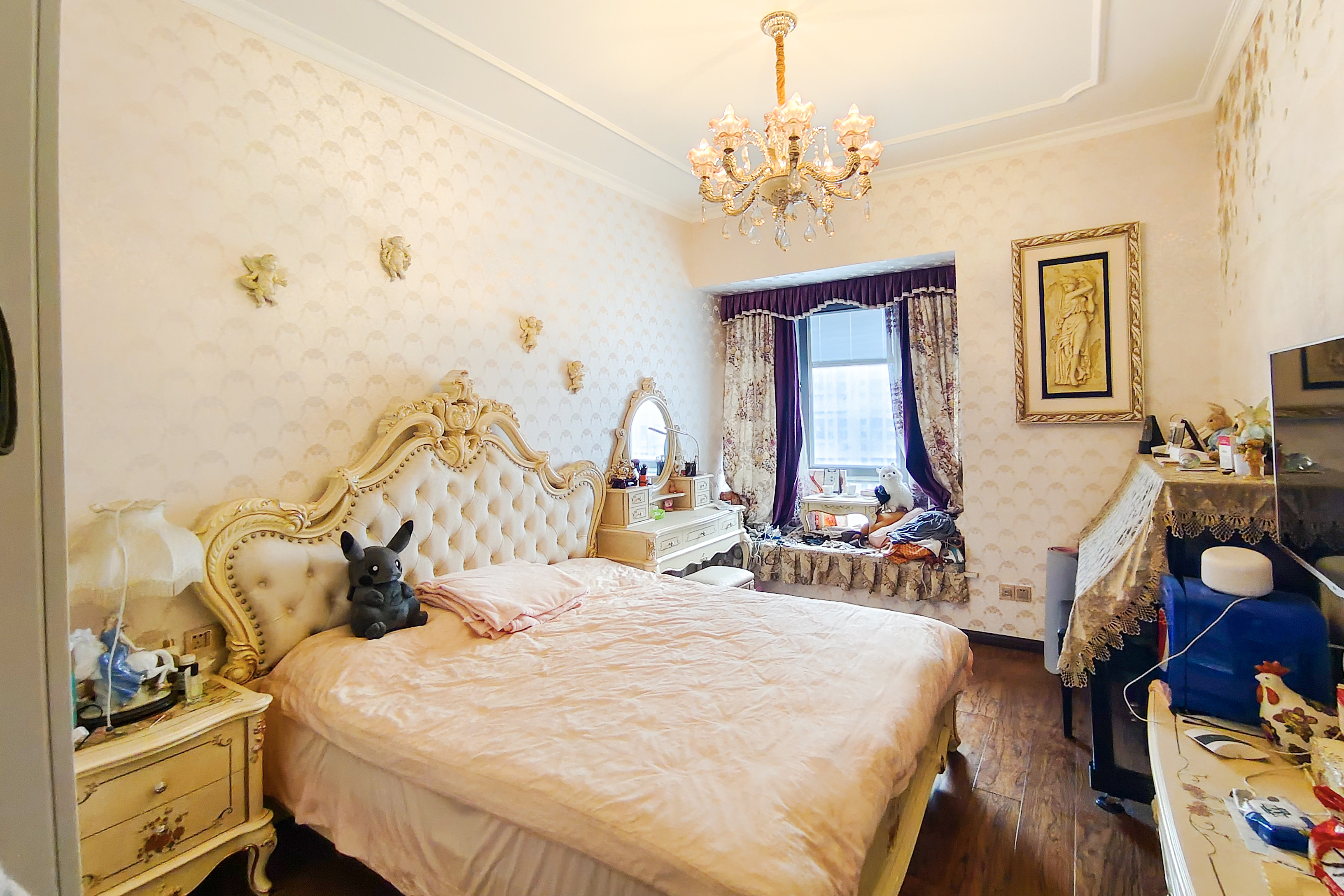 保利国际广场  5室2厅4卫    537.0万卧室