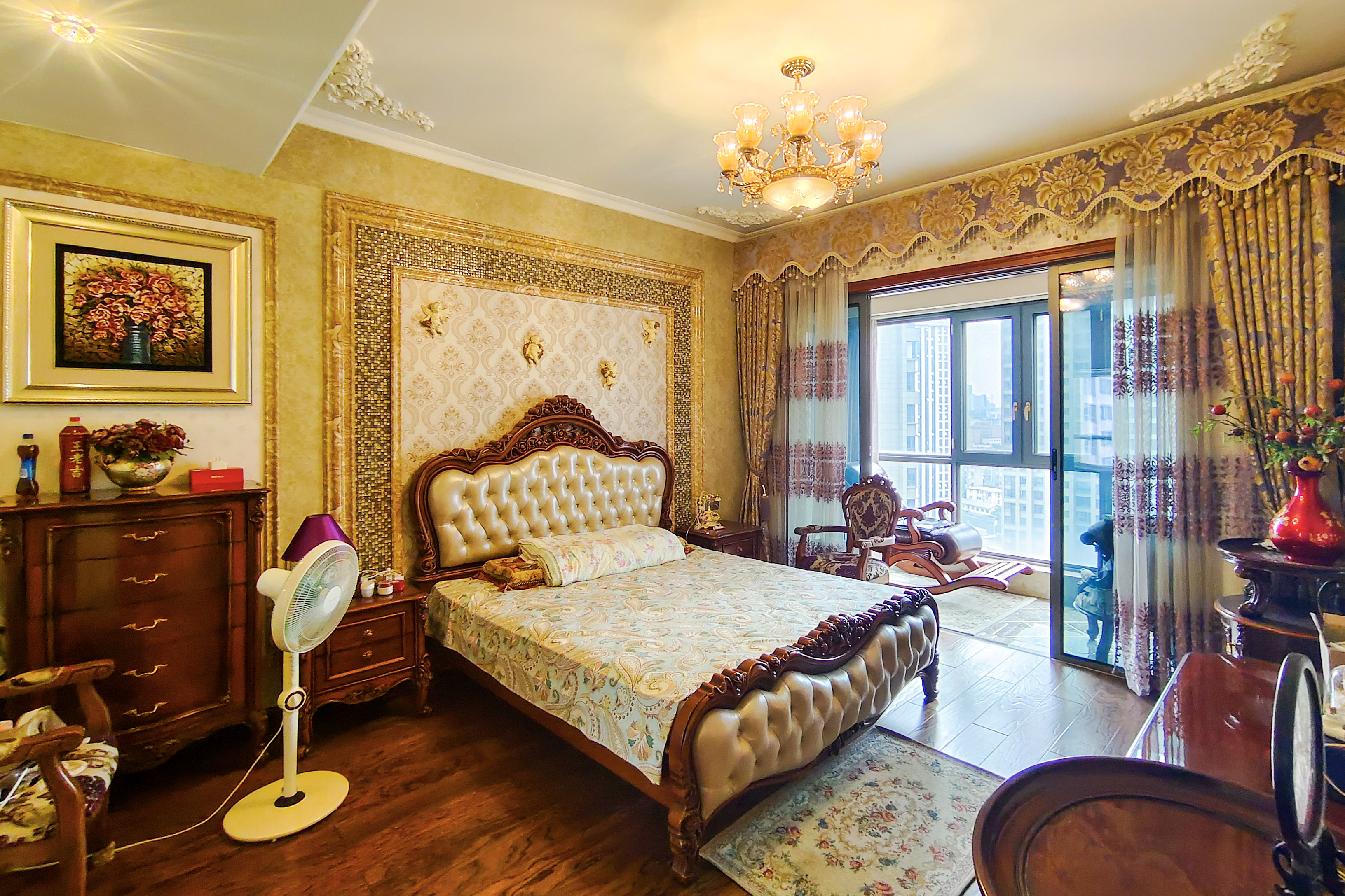 保利国际广场  5室2厅4卫    537.0万卧室