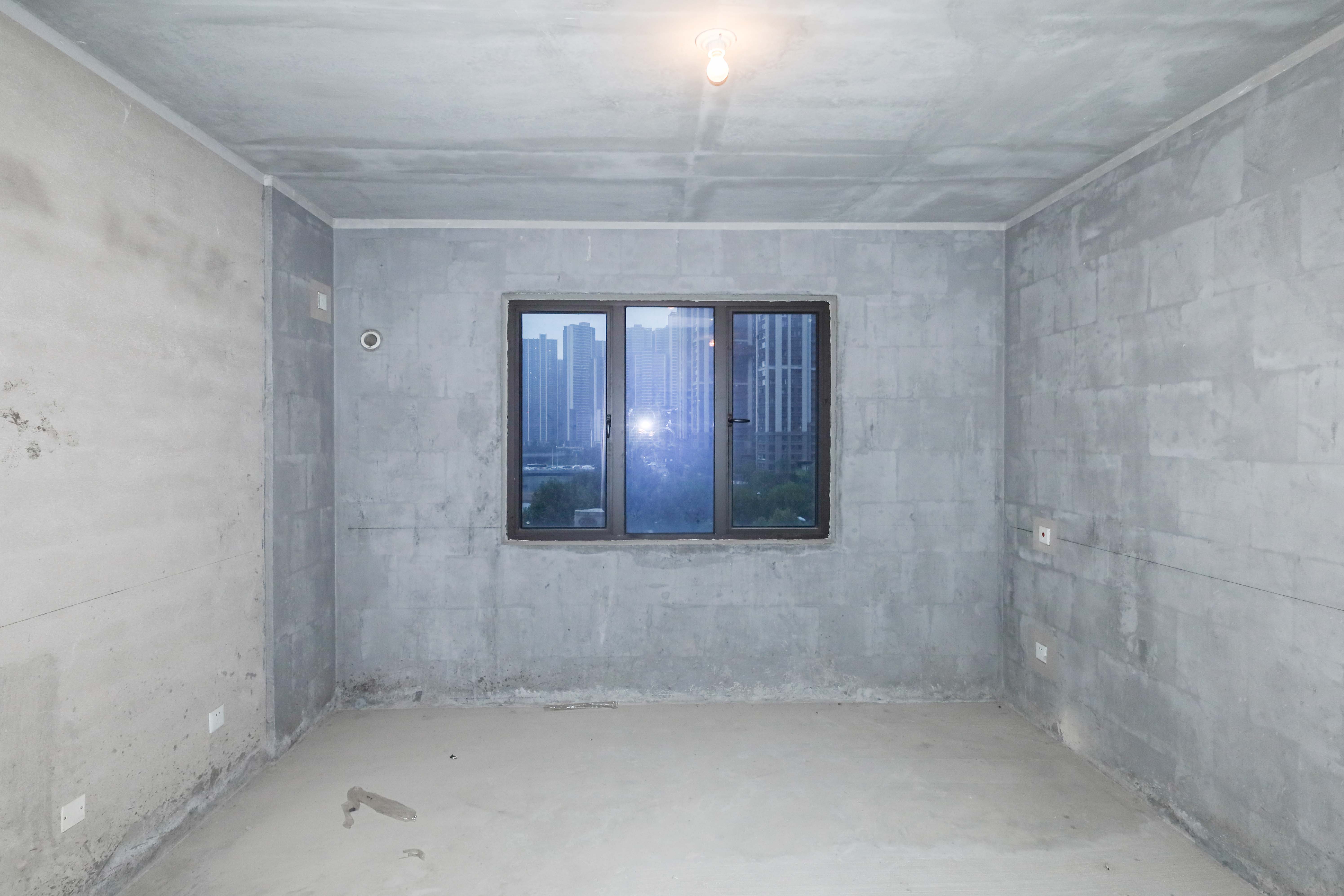 中国铁建梅溪青秀二期  4室2厅2卫   222.00万卧室