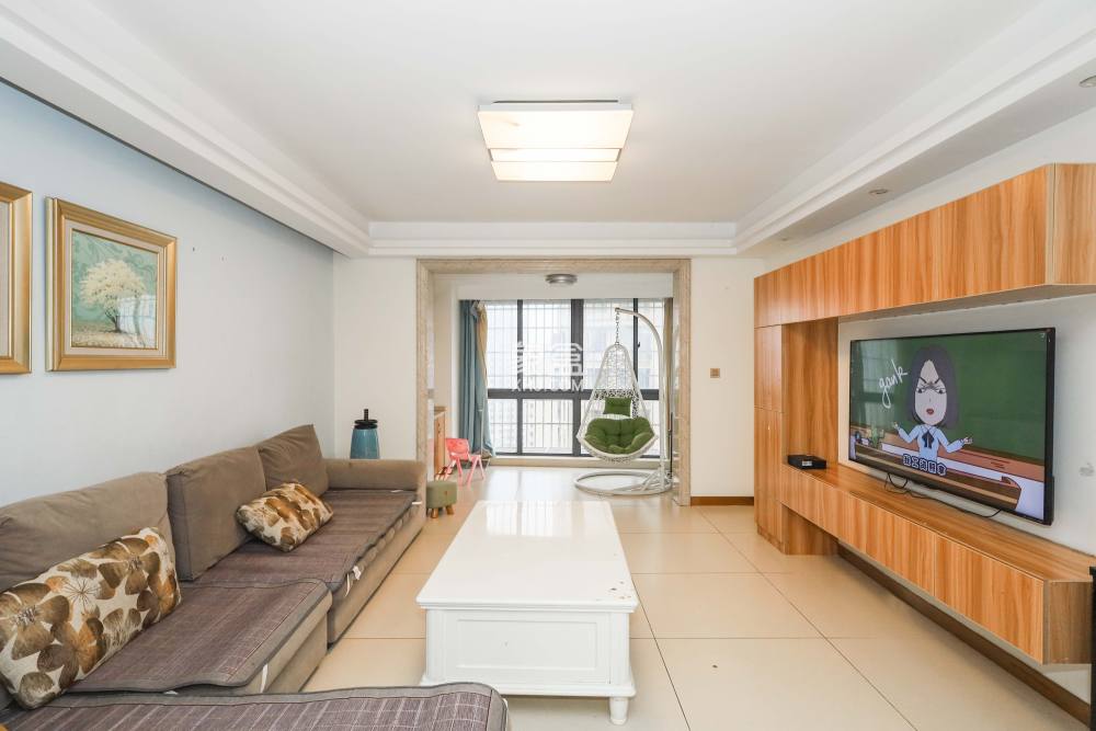 保利麓谷林语C区  4室2厅2卫    110.0万