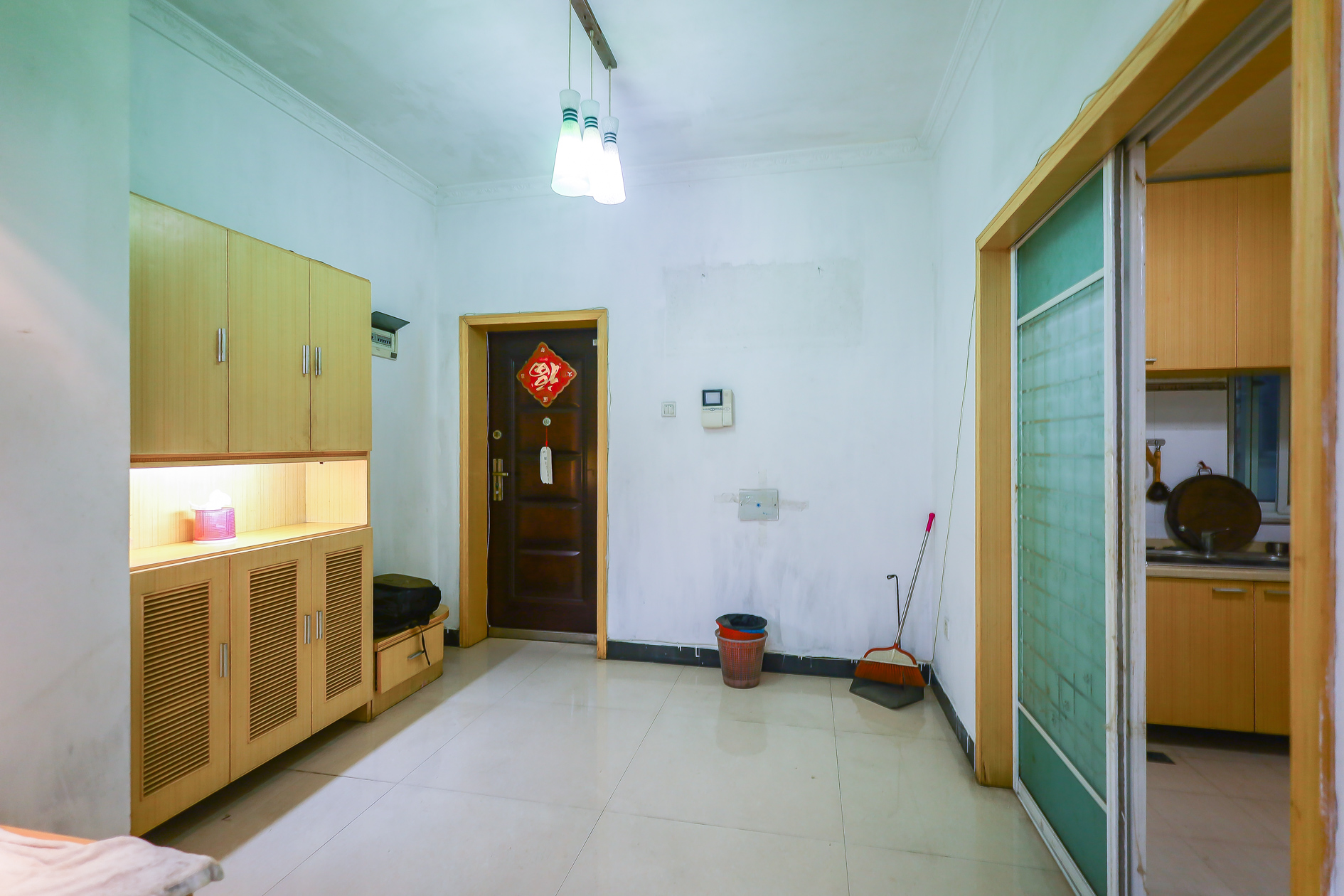 荣鑫家园 3室2厅2卫 55.0万 荣鑫家园 3室2厅2卫 55.0万客厅