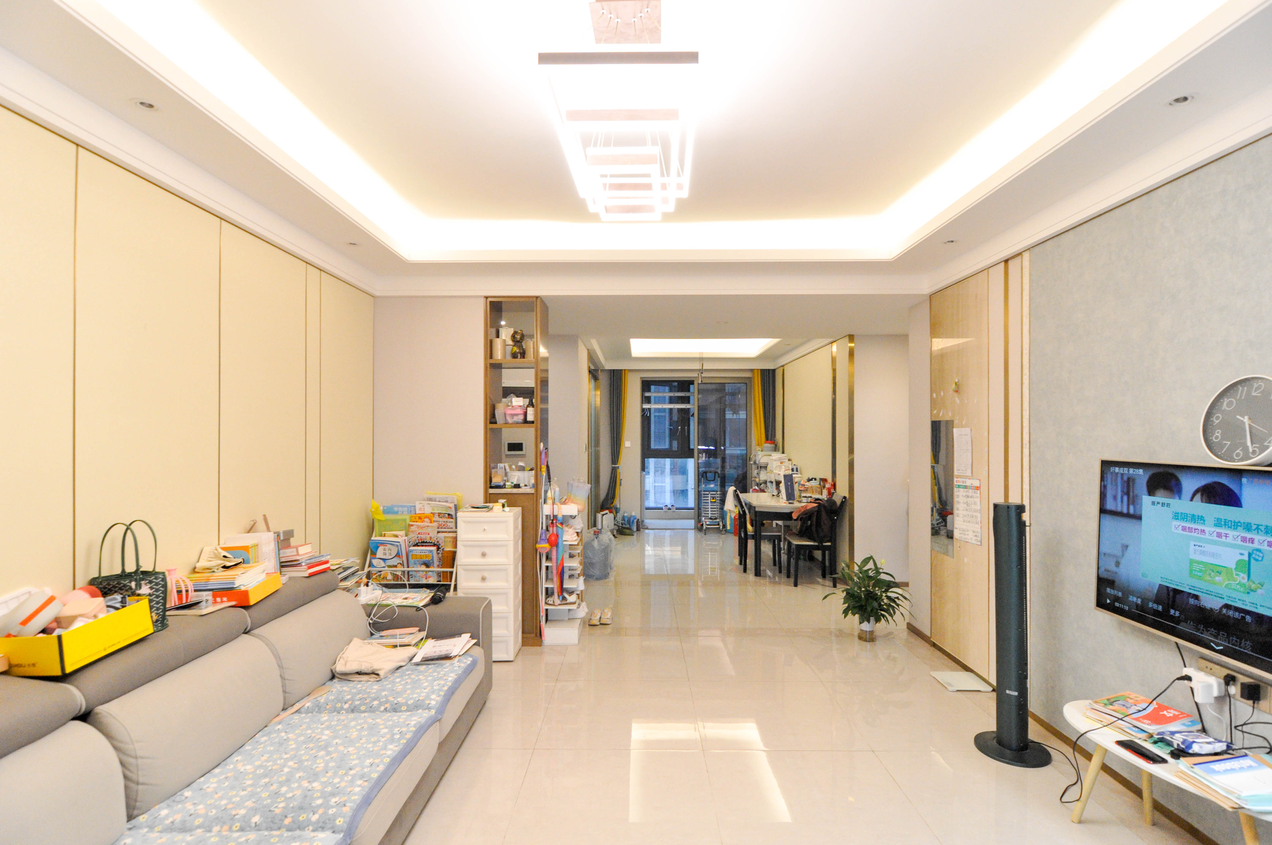 梅溪湖金茂湾  4室2厅2卫    155.0万 梅溪湖金茂湾  4室2厅2卫    155.0万客厅