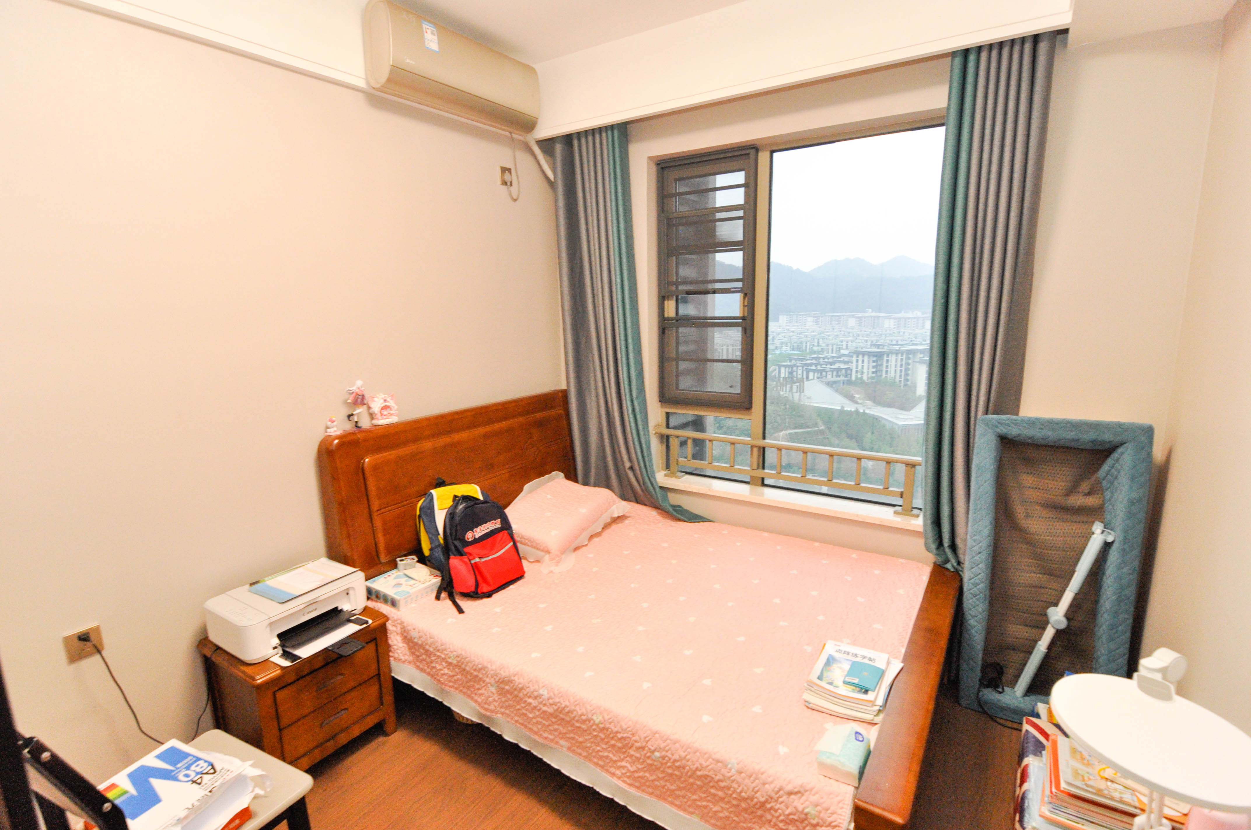 梅溪湖金茂湾  4室2厅2卫    155.0万其他