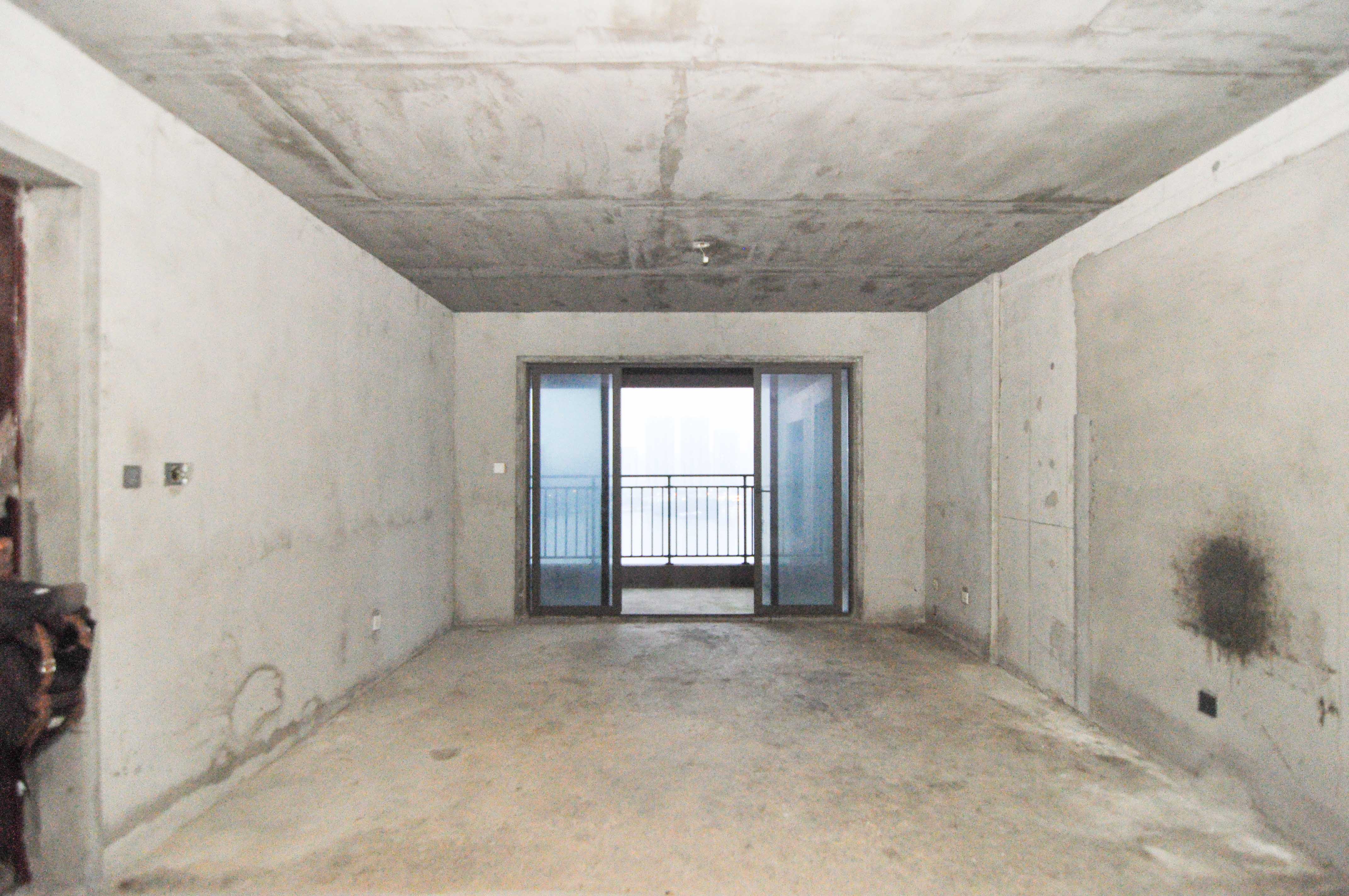 佳兆业云顶梅溪湖(佳兆业梅溪荟) 4室2厅2卫 195.0万 佳兆业云顶梅溪湖(佳兆业梅溪荟) 4室2厅2卫 195.0万客厅