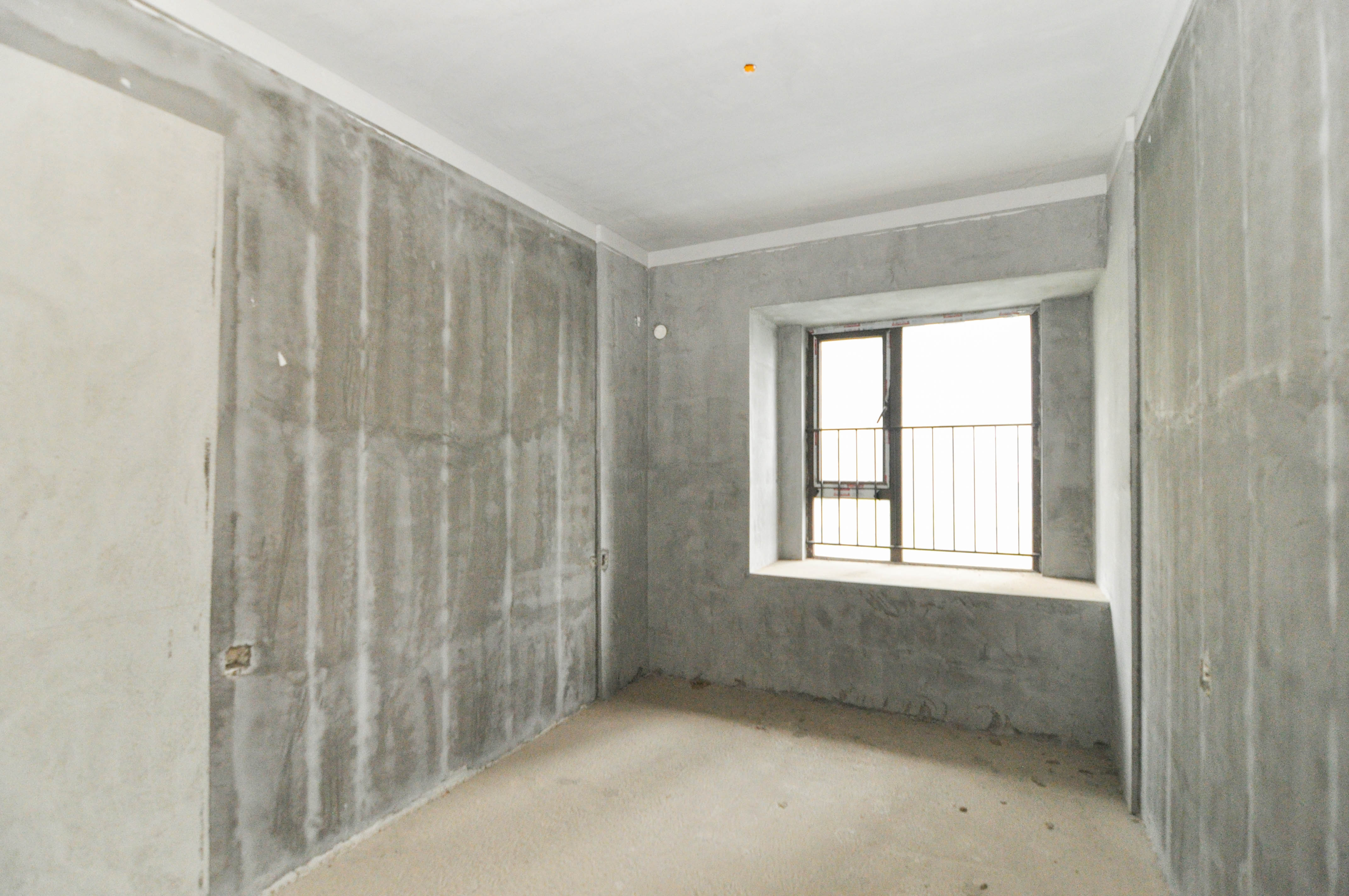 卓越浅水湾  4室2厅2卫    153.0万其他