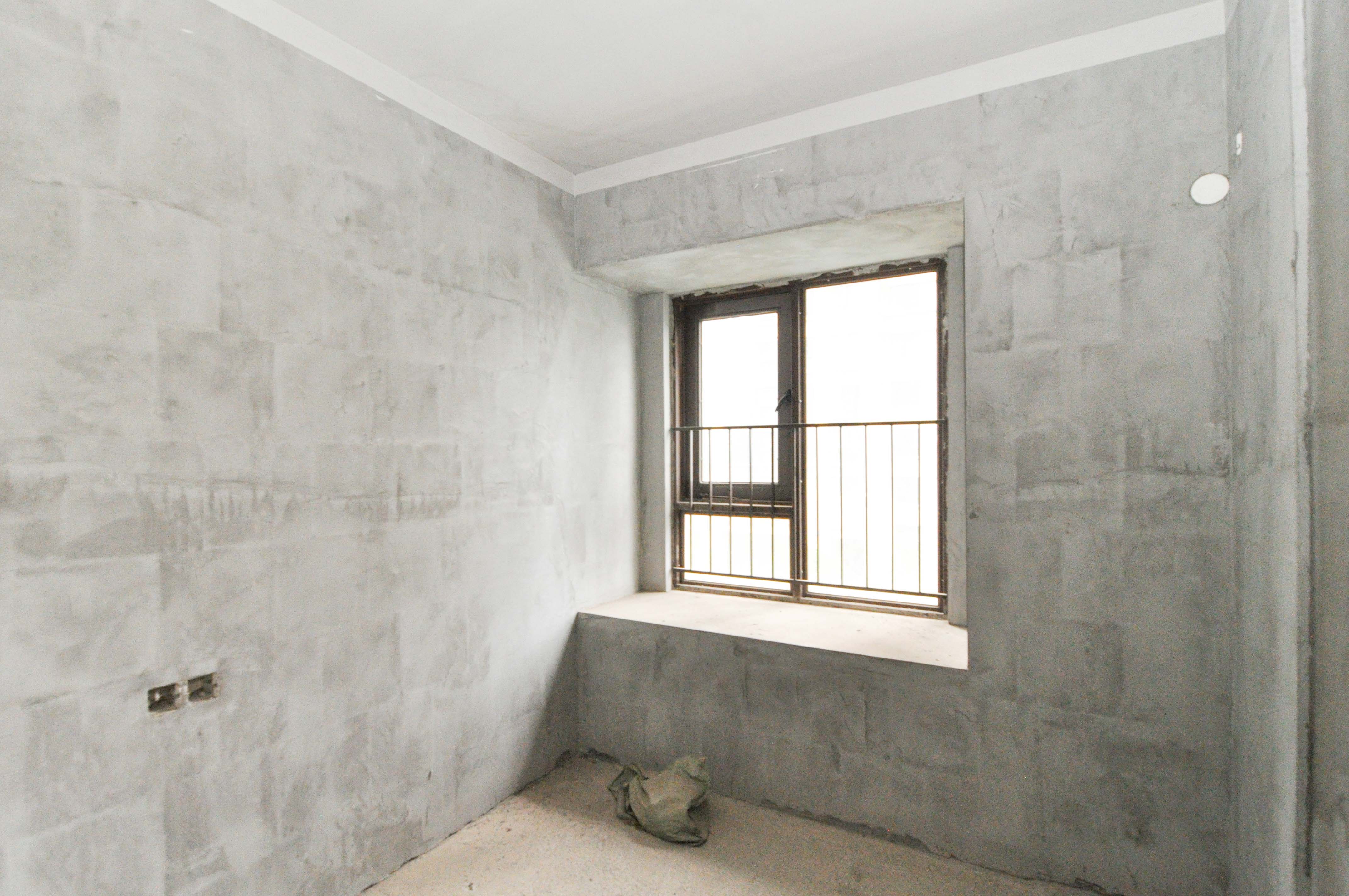 卓越浅水湾  4室2厅2卫    153.0万其他