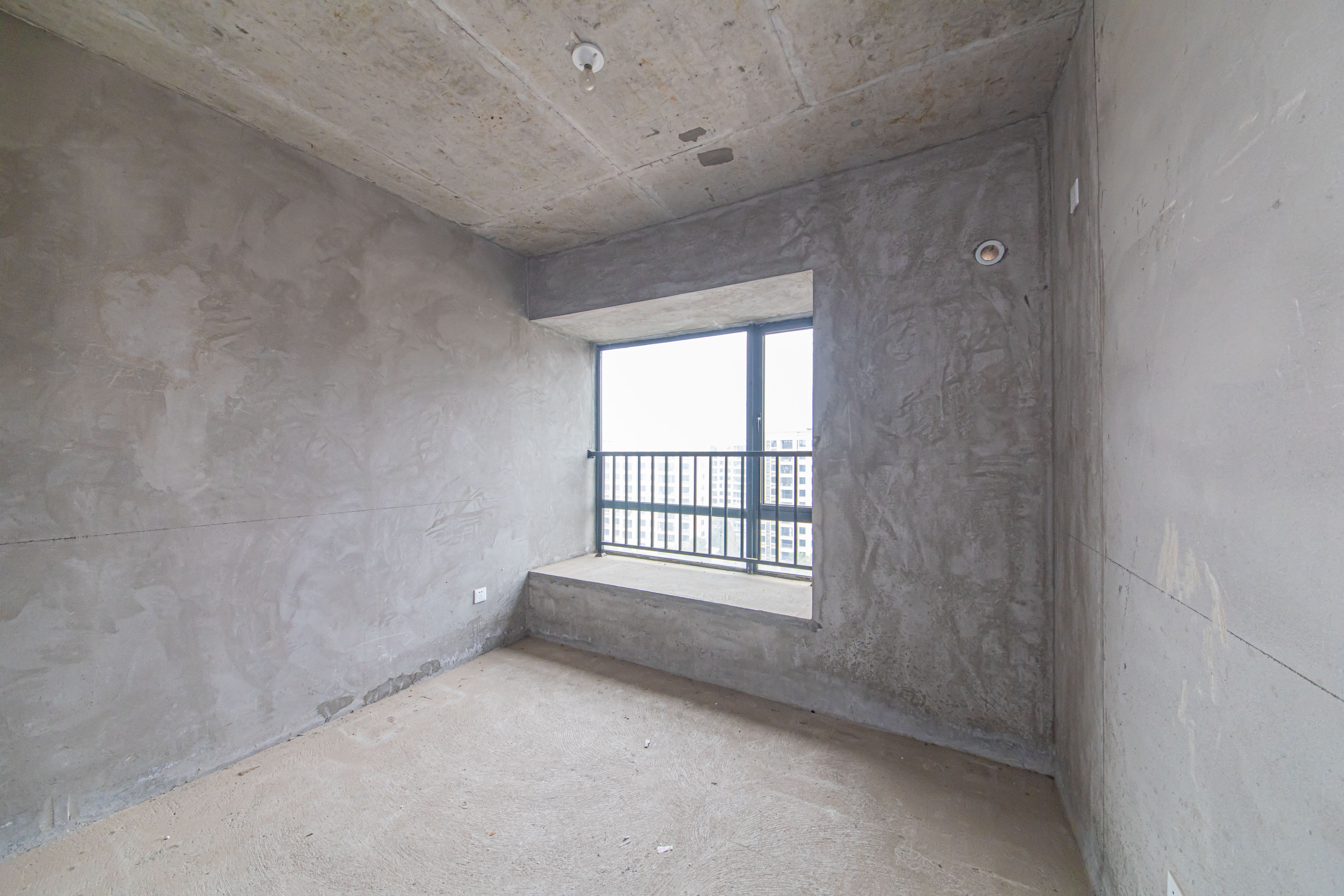 中建芙蓉嘉苑  4室2厅2卫    145.0万卧室