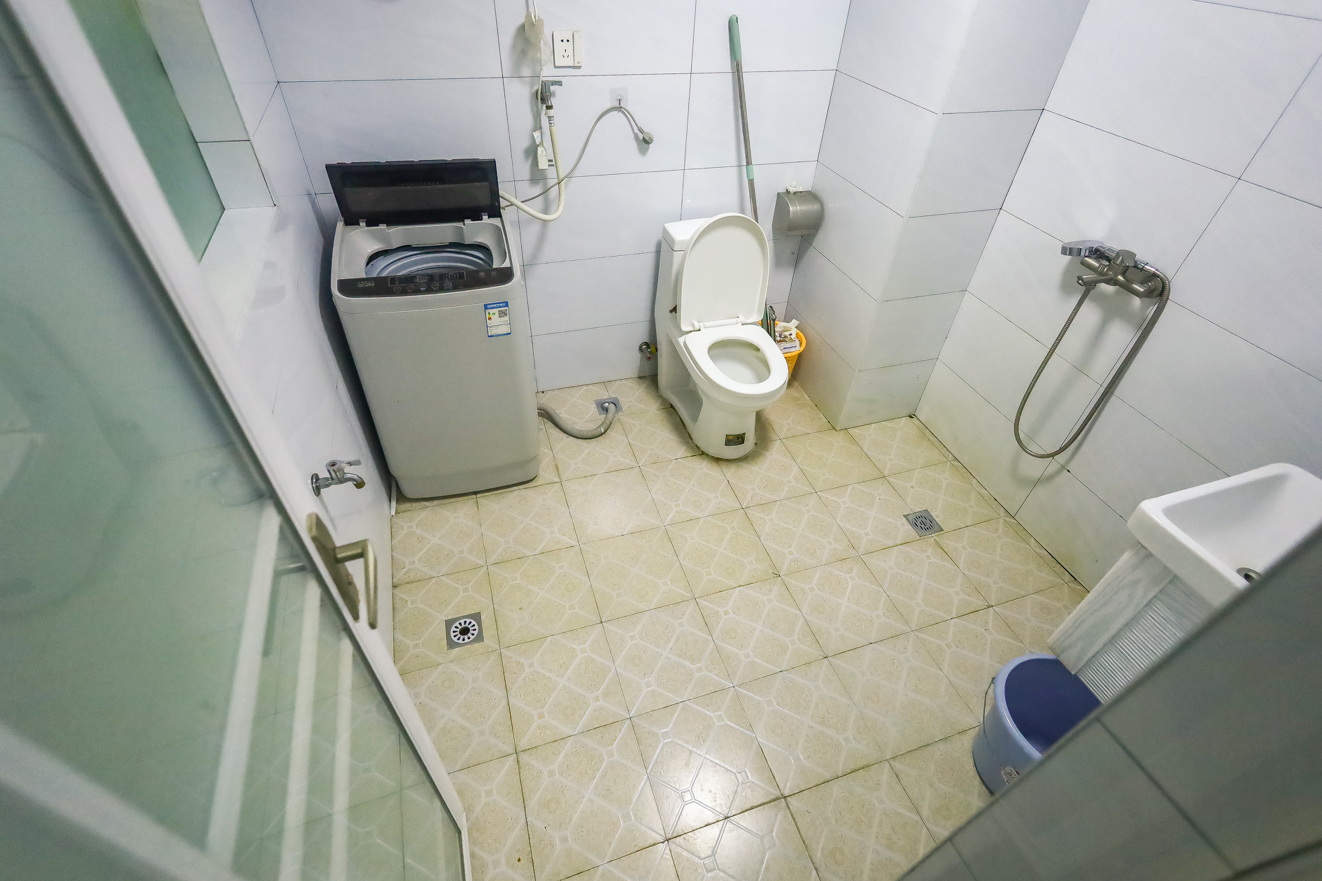 广华国际公馆(广华大厦)  1室1厅1卫    39.77万 广华国际公馆(广华大厦)  1室1厅1卫    39.77万卫生间