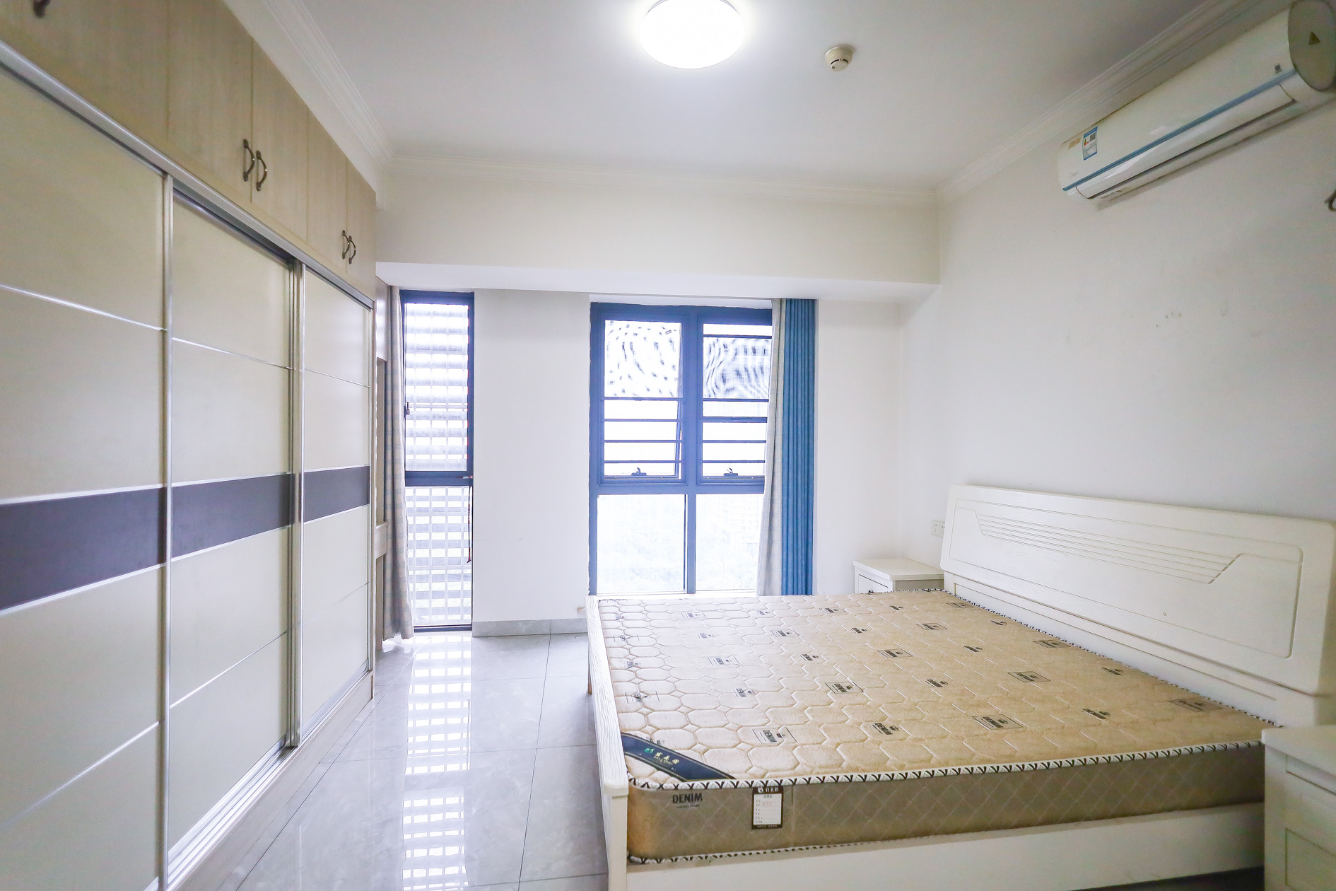 广华国际公馆(广华大厦) 1室1厅1卫 39.65万 广华国际公馆(广华大厦) 1室1厅1卫 39.65万卧室