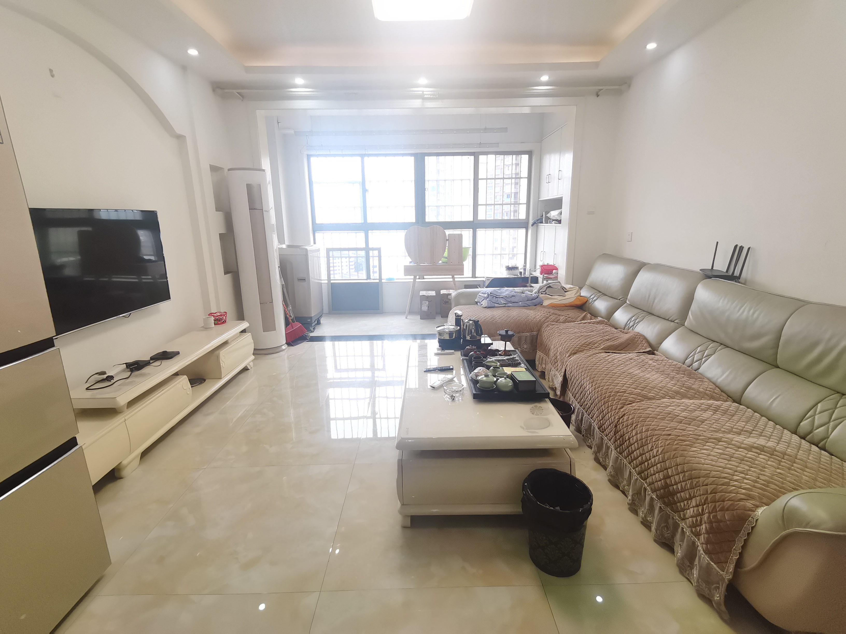 凯风珑城 3室2厅1卫 49.0万 凯风珑城 3室2厅1卫 49.0万室内图