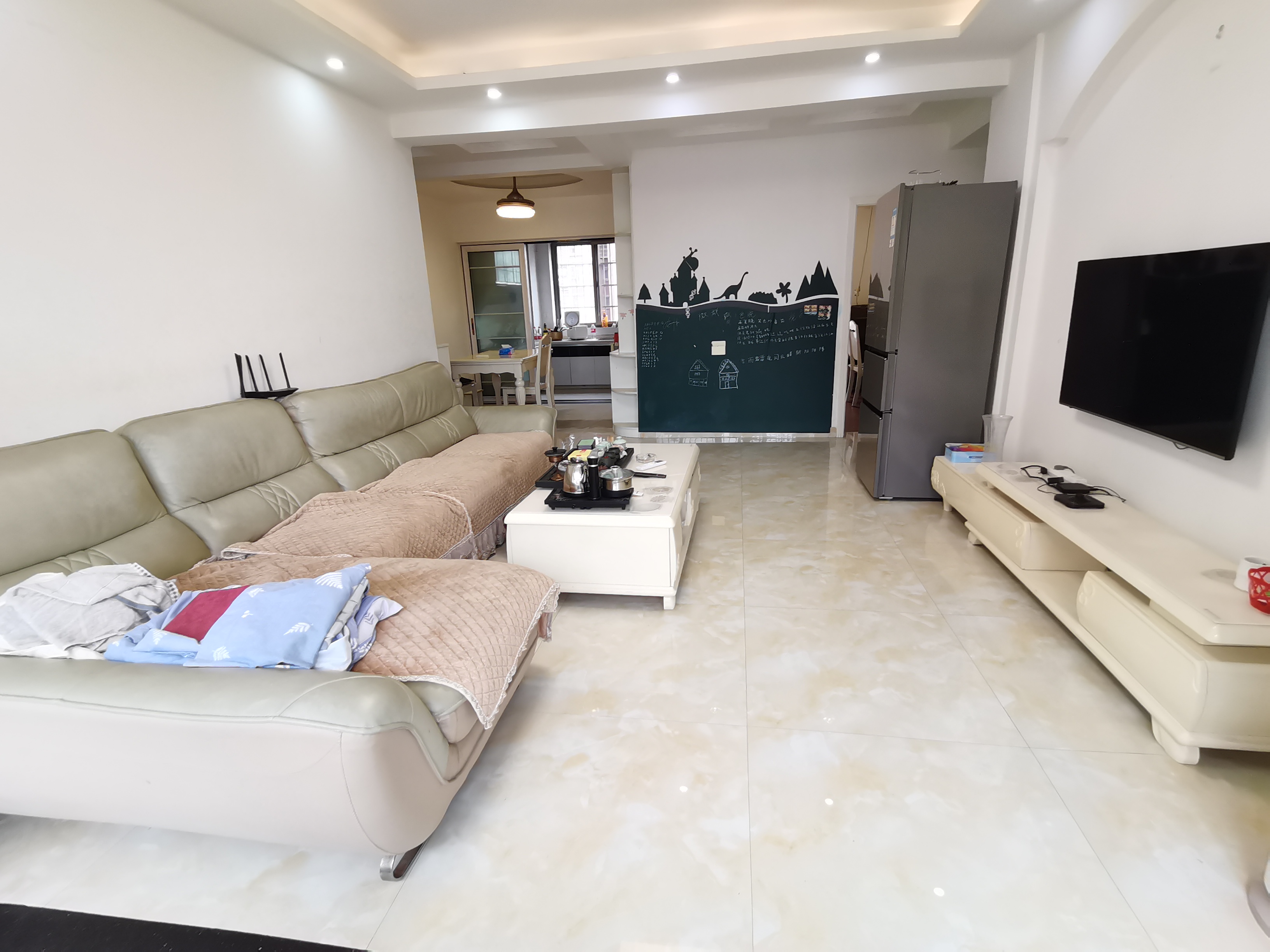 凯风珑城 3室2厅1卫 49.0万 凯风珑城 3室2厅1卫 49.0万室内图